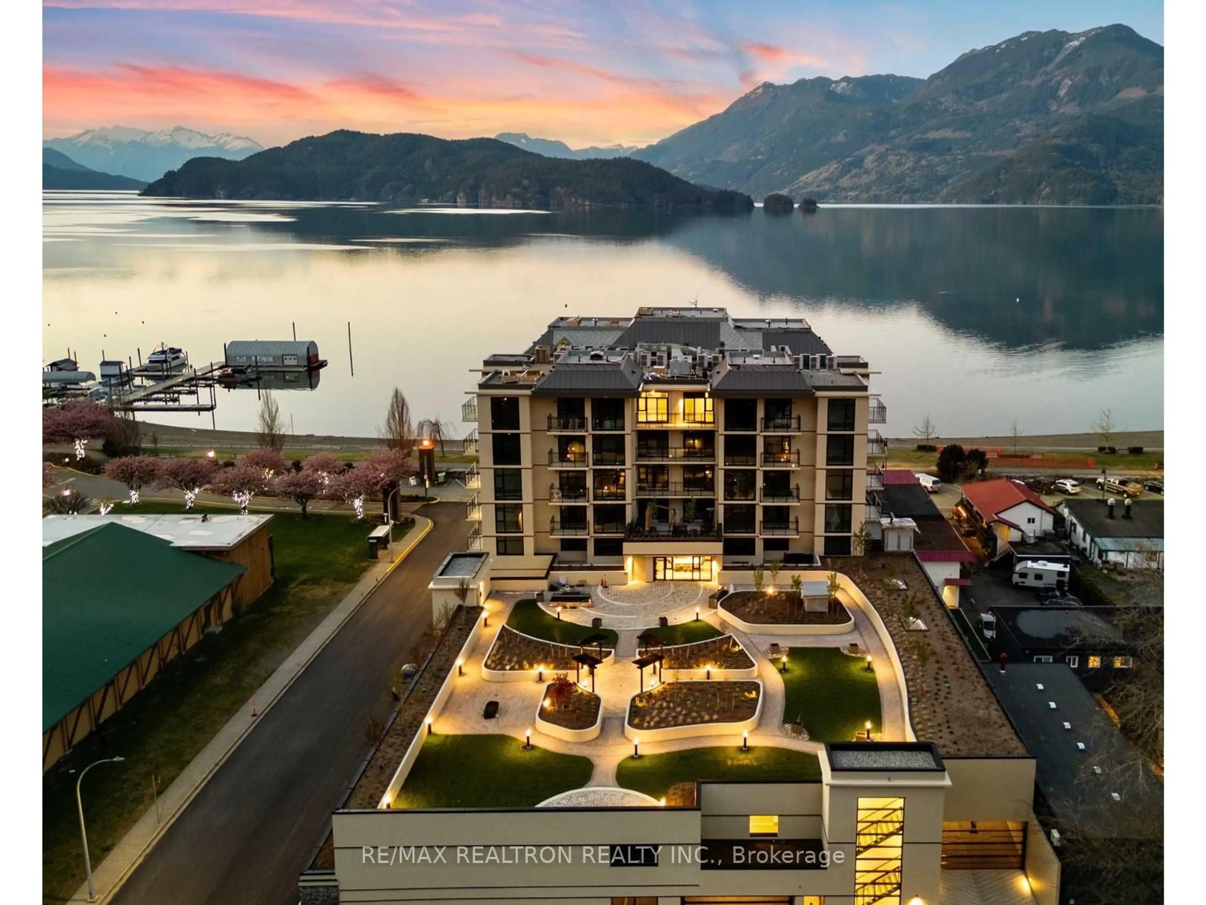 A pic from outside/outdoor area/front of a property/back of a property/a pic from drone, water/lake/river/ocean view for 120 Esplanade Ave #605, Out of Area British Columbia V0M 1K0