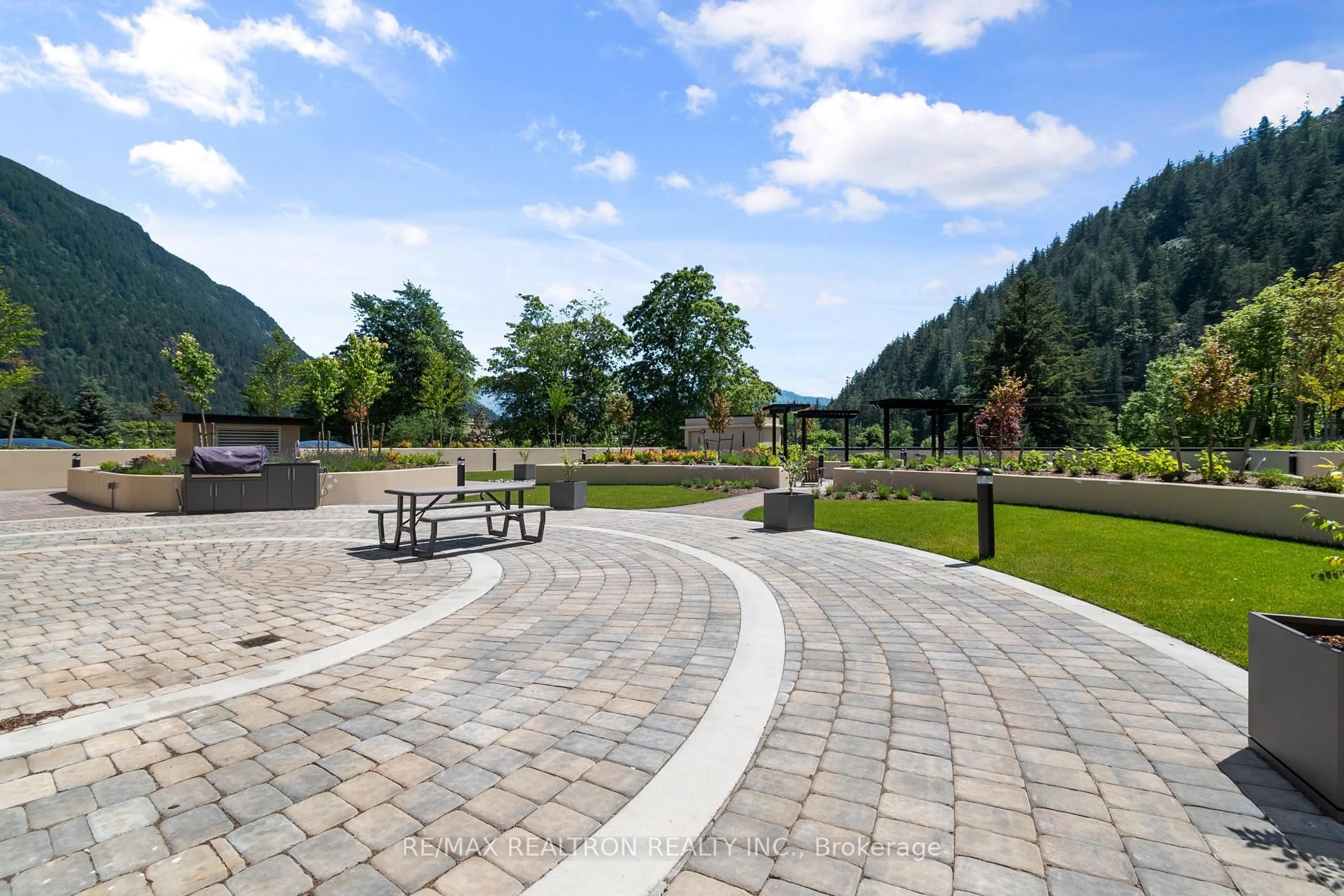 Patio, mountain view for 120 Esplanade Ave #605, Out of Area British Columbia V0M 1K0