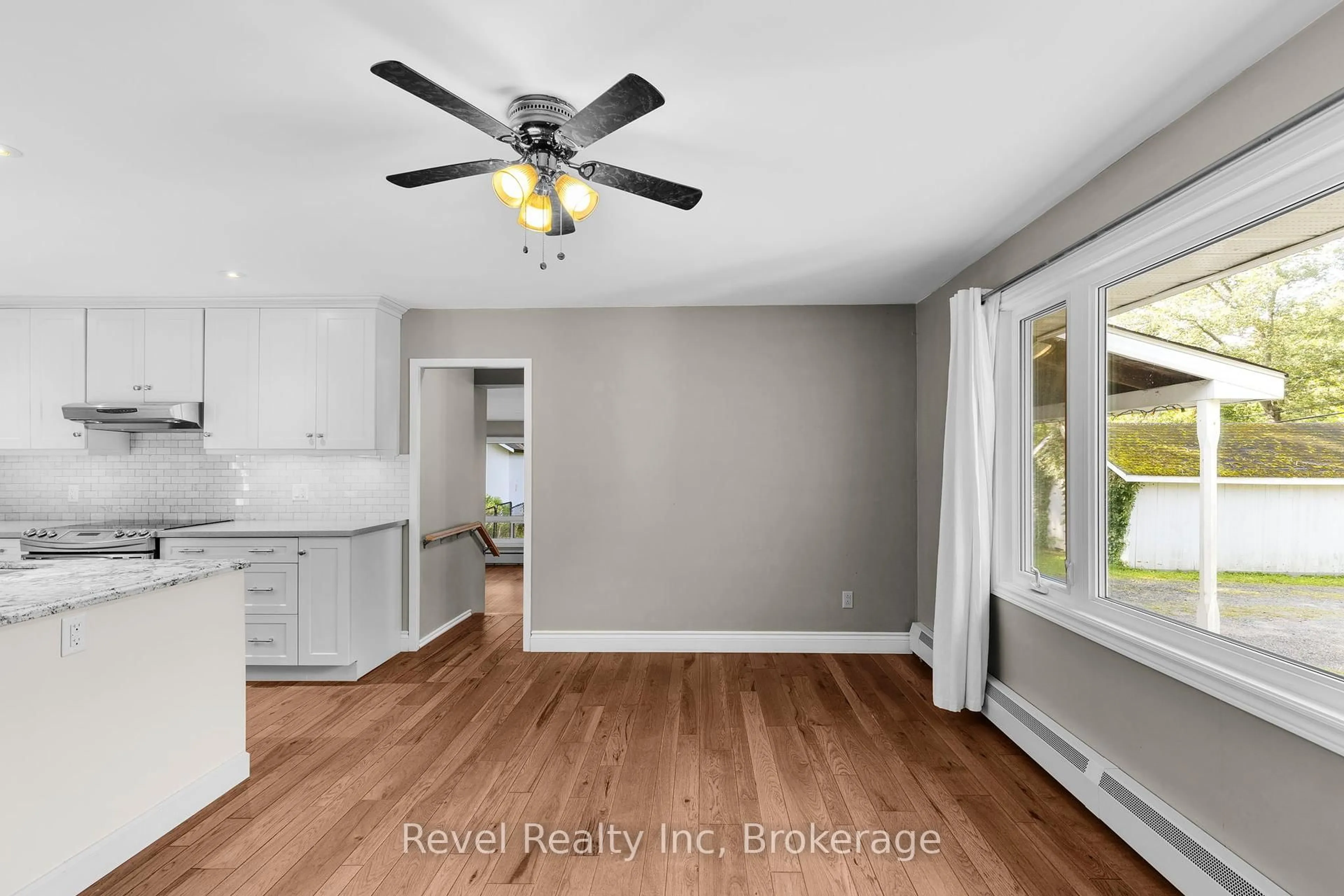 A pic of a room for 19 Sandy Plains Rd, Seguin Ontario P2A 2W8