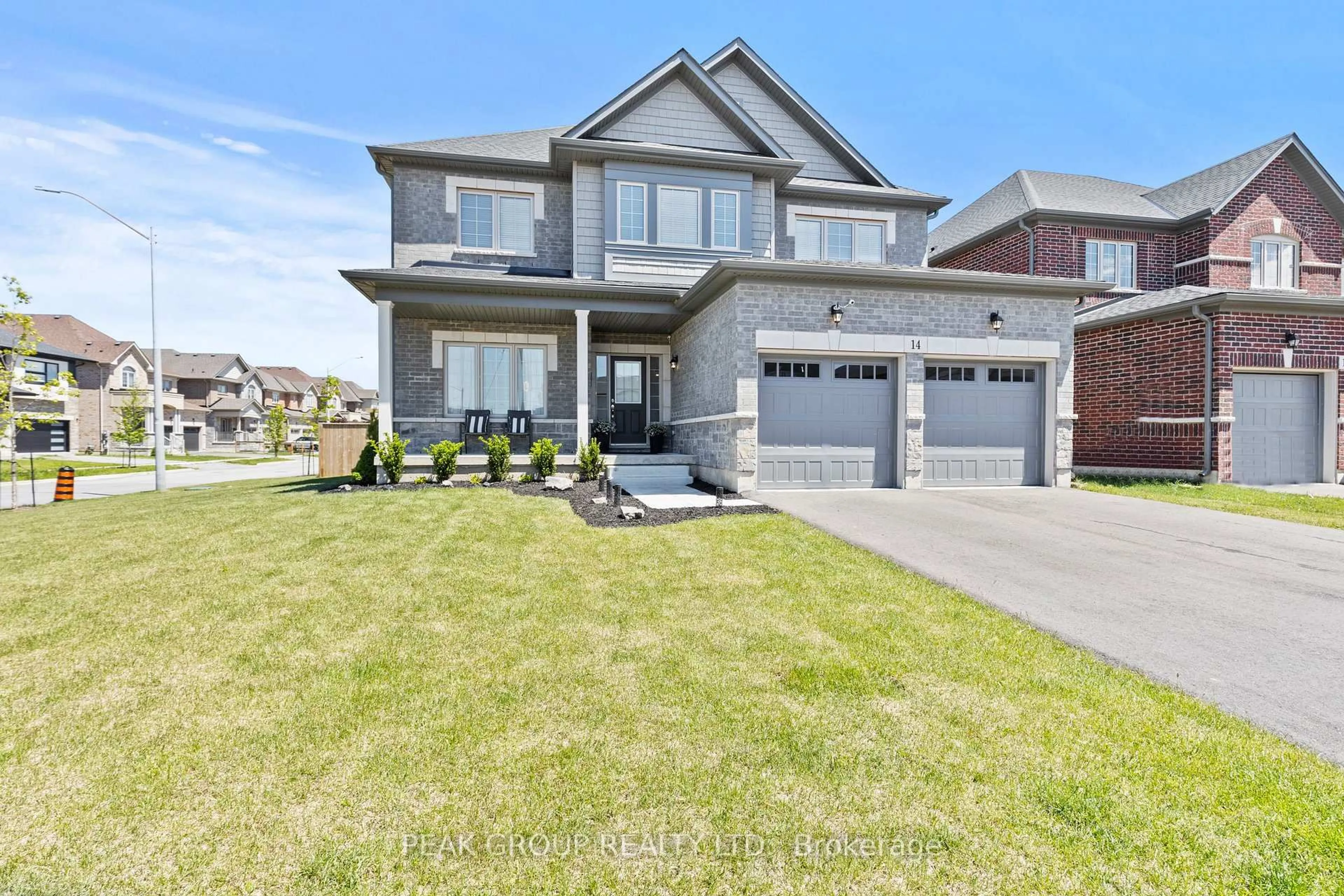 Home with brick exterior material, street for 14 Venture Way, Thorold Ontario L2V 0G9