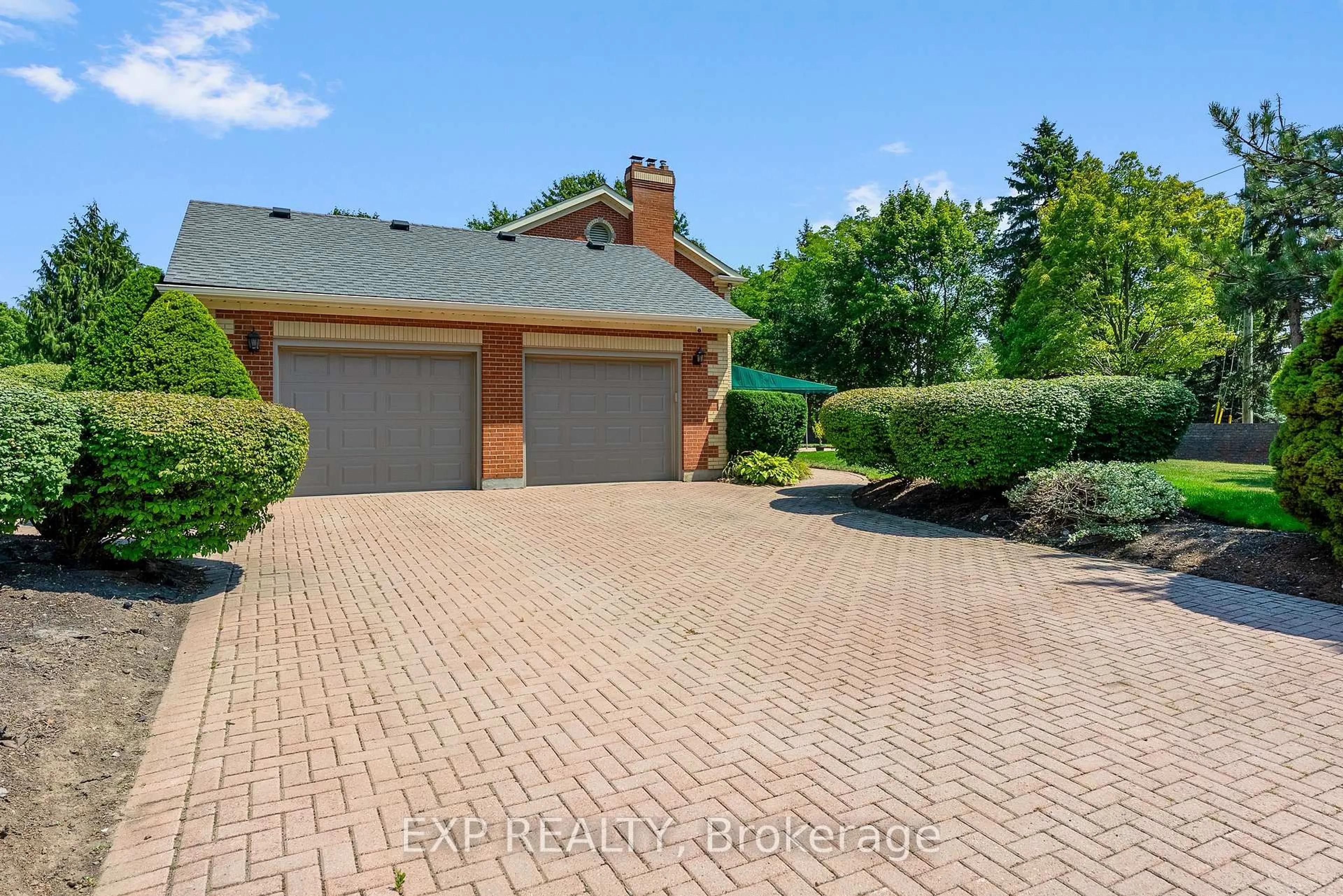 Home with brick exterior material, street for 6748 January Dr, Niagara Falls Ontario L2J 4J4