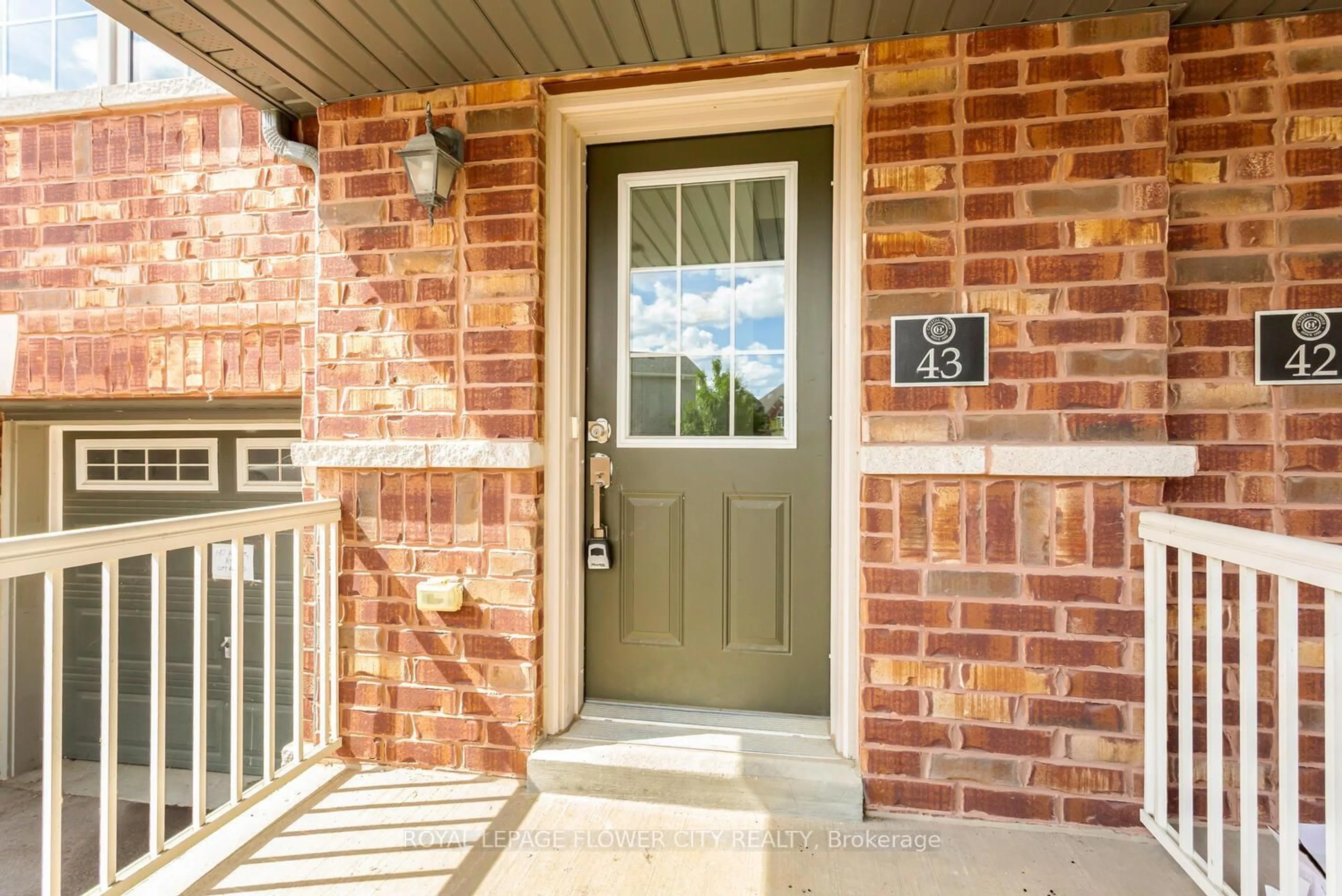 Home with brick exterior material, street for 470 Linden Dr #43, Cambridge Ontario N3H 0C7