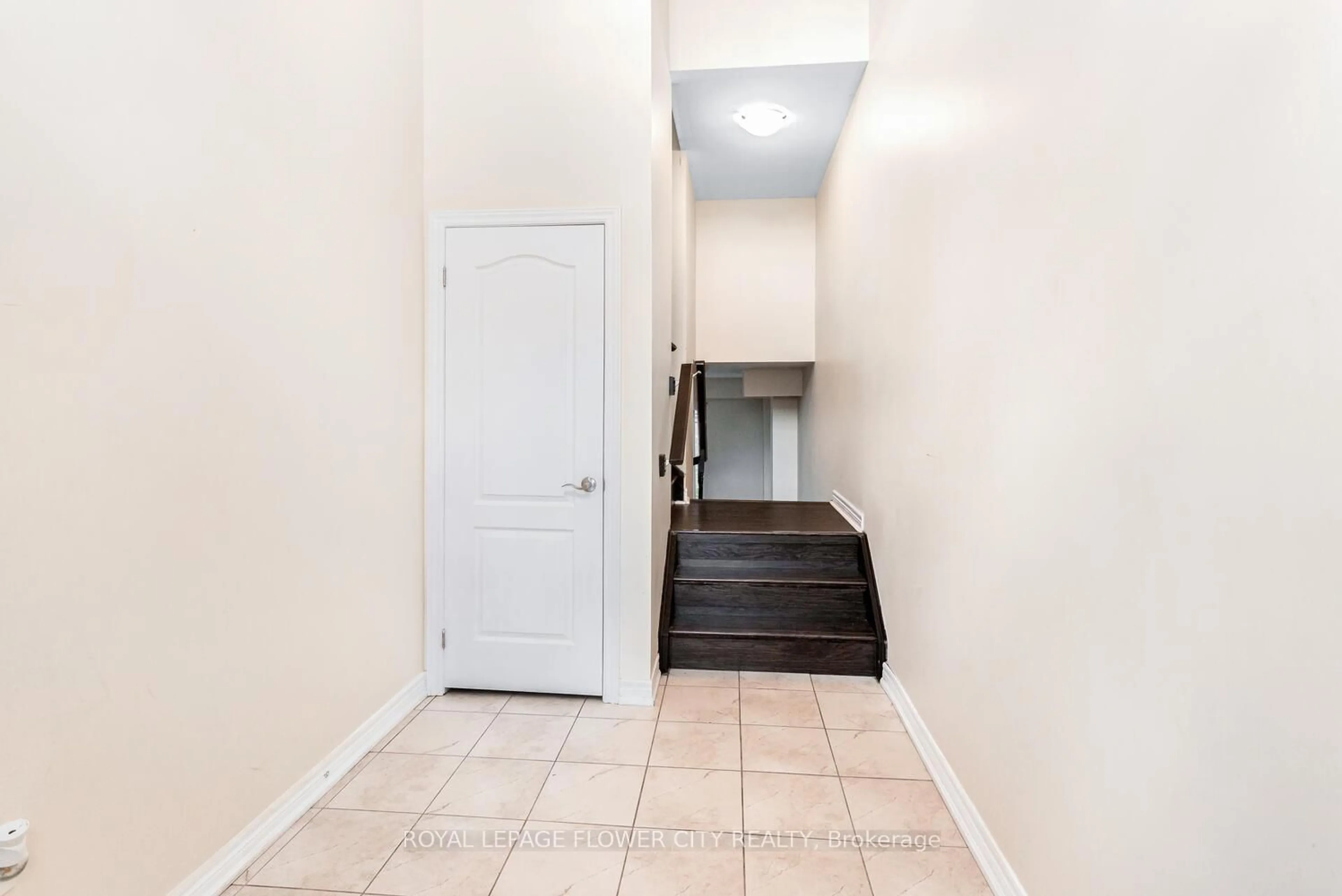 Unknown for 470 Linden Dr #43, Cambridge Ontario N3H 0C7