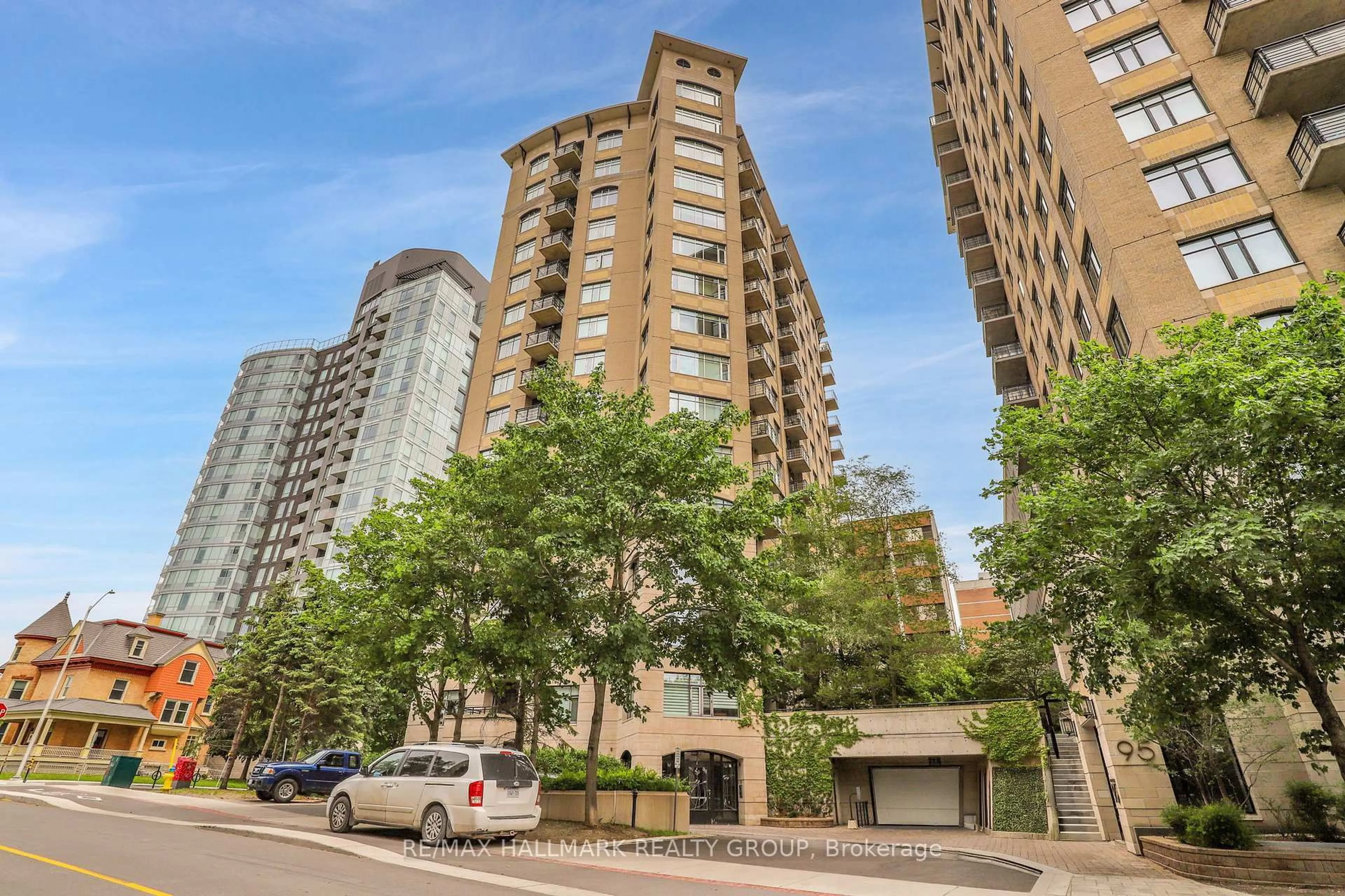 Unknown for 85 BRONSON Ave #1003, Ottawa Ontario K1R 6G7