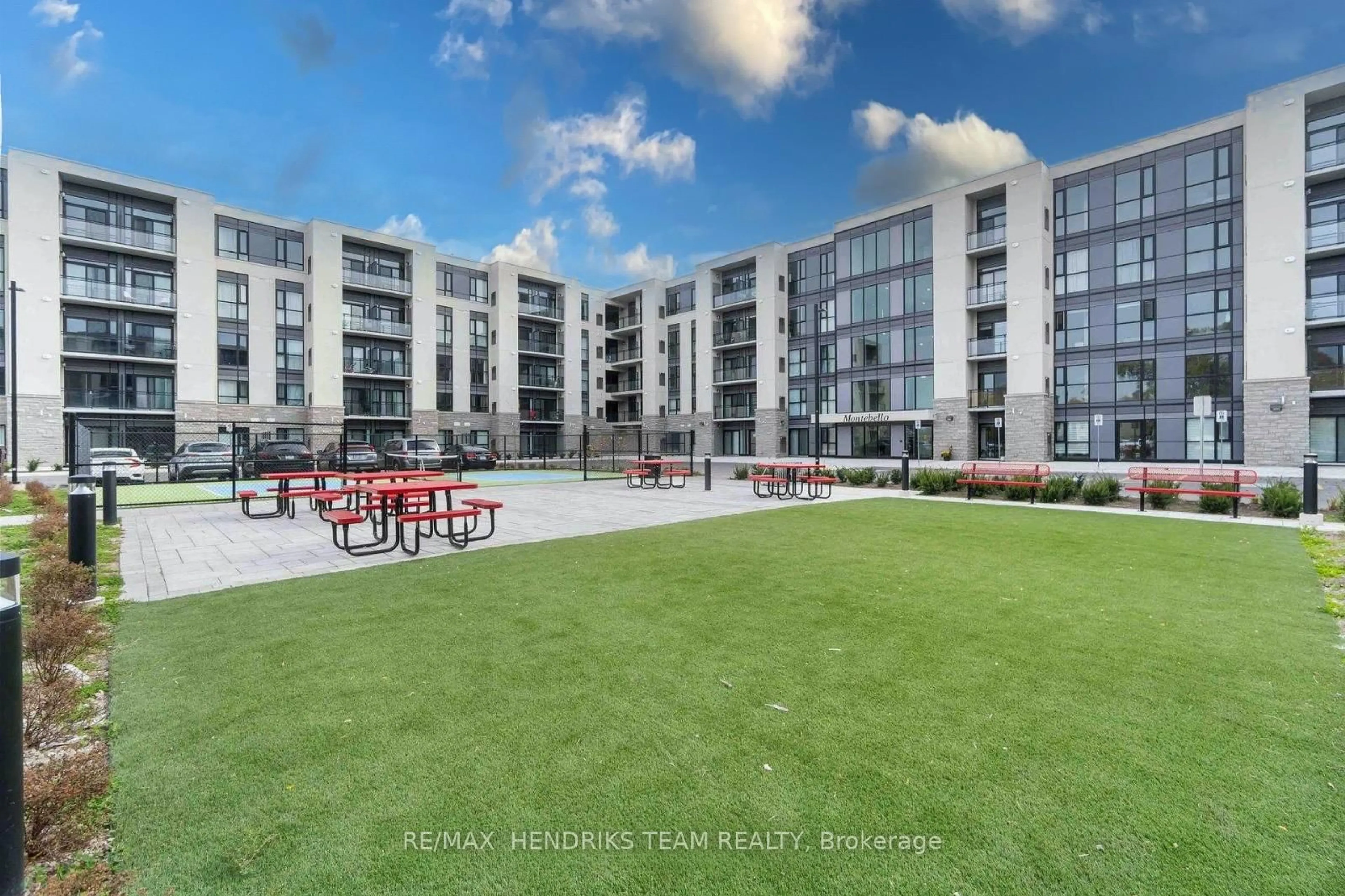 A pic from outside/outdoor area/front of a property/back of a property/a pic from drone, street for 50 Herrick Ave #LP40, St. Catharines Ontario L2P 0G3