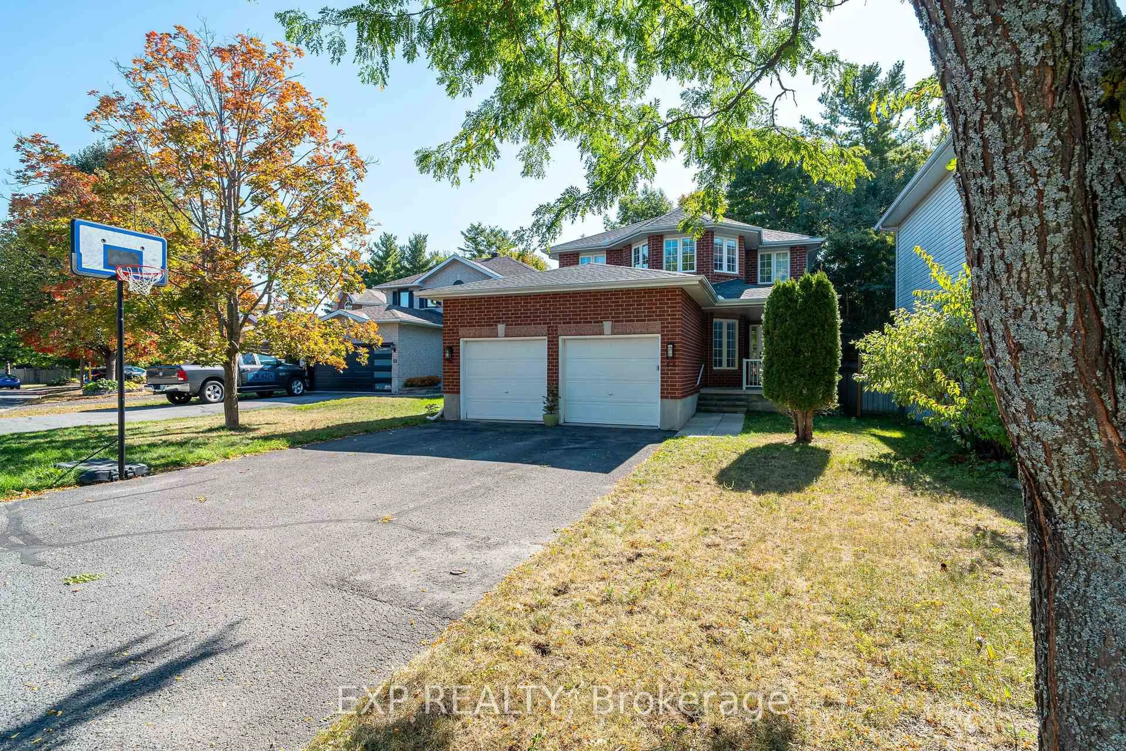 Unknown for 66 Newcastle Ave, Ottawa Ontario K2K 3B5