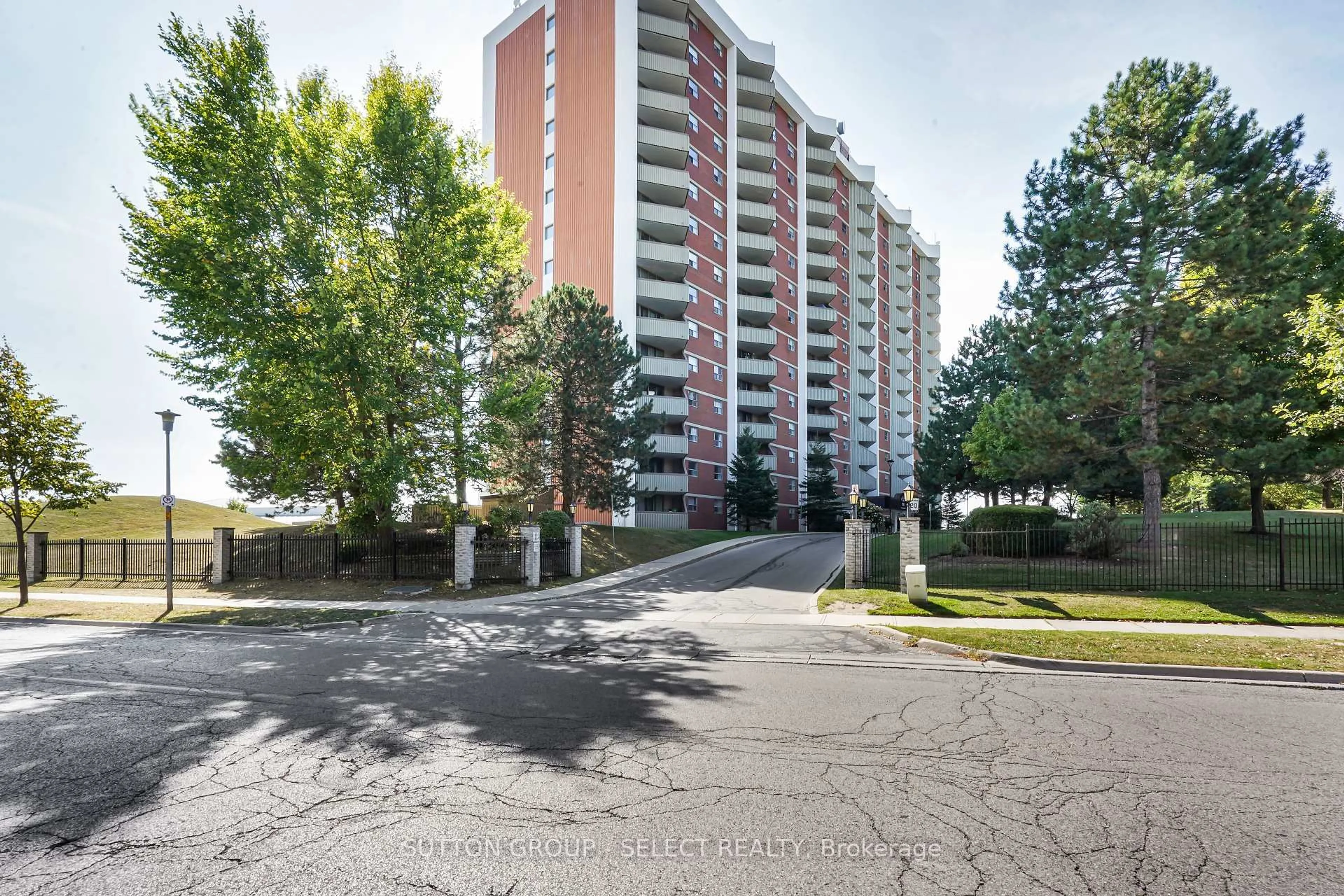 Unknown for 1105 Jalna Blvd #1204, London South Ontario N6E 2S9