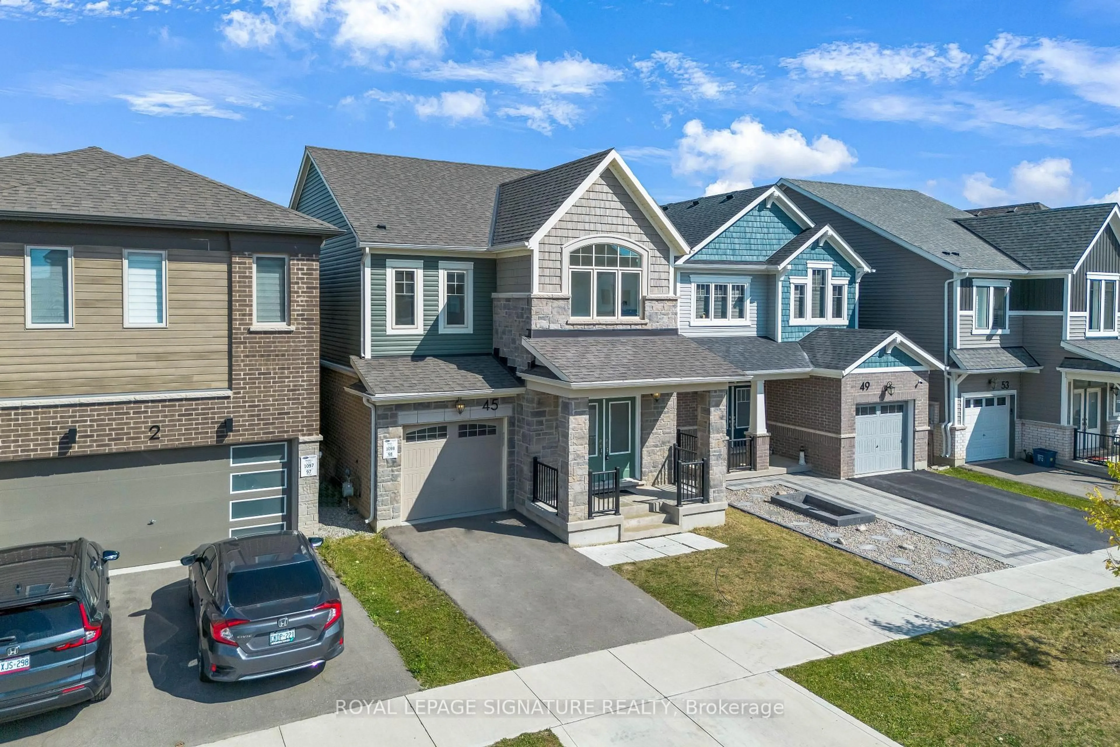A pic from outside/outdoor area/front of a property/back of a property/a pic from drone, street for 45 Forestwalk St, Kitchener Ontario N2R 0S2
