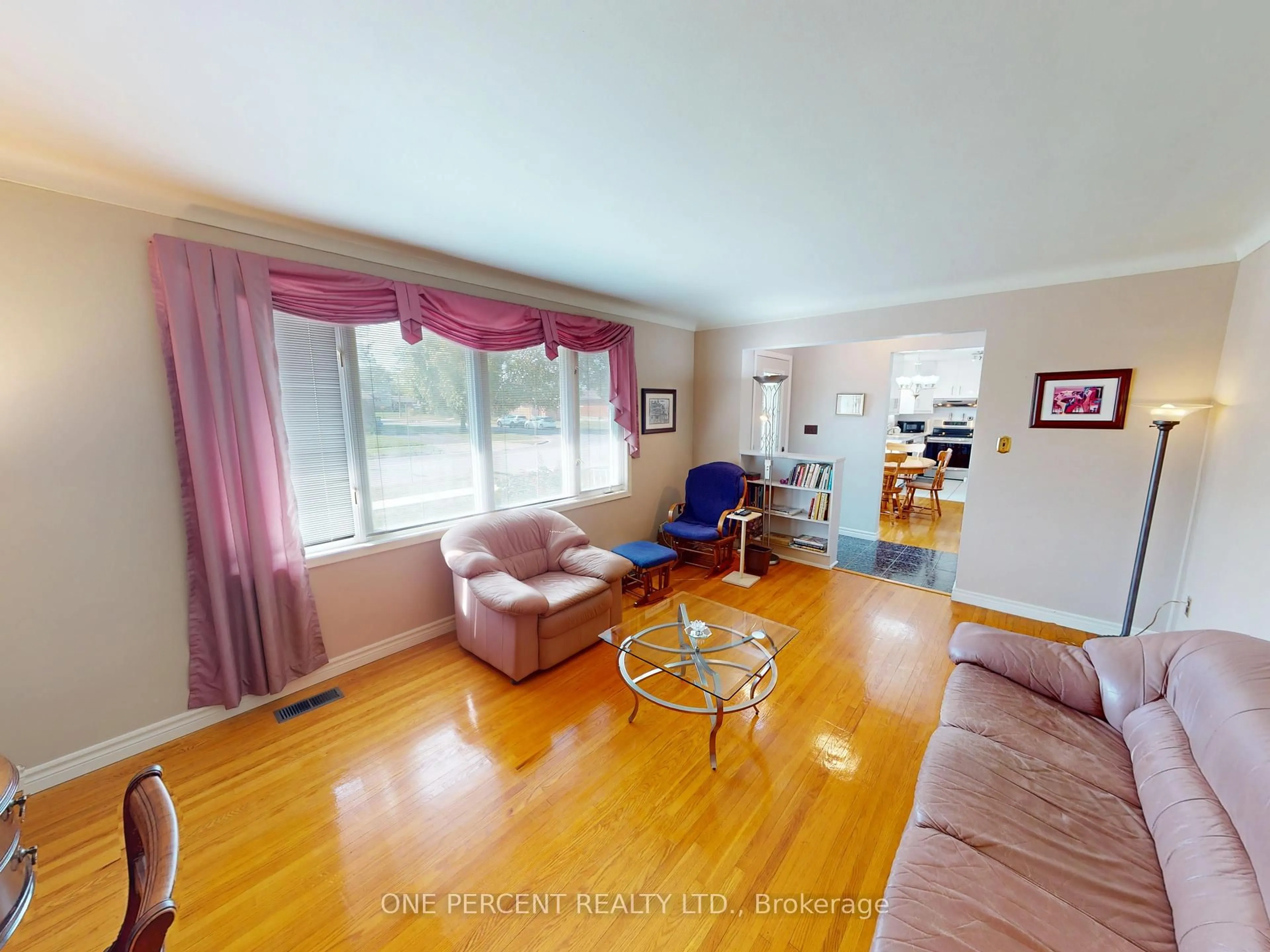 A pic of a room for 51 Memorial Park Dr, Welland Ontario L3B 1A5