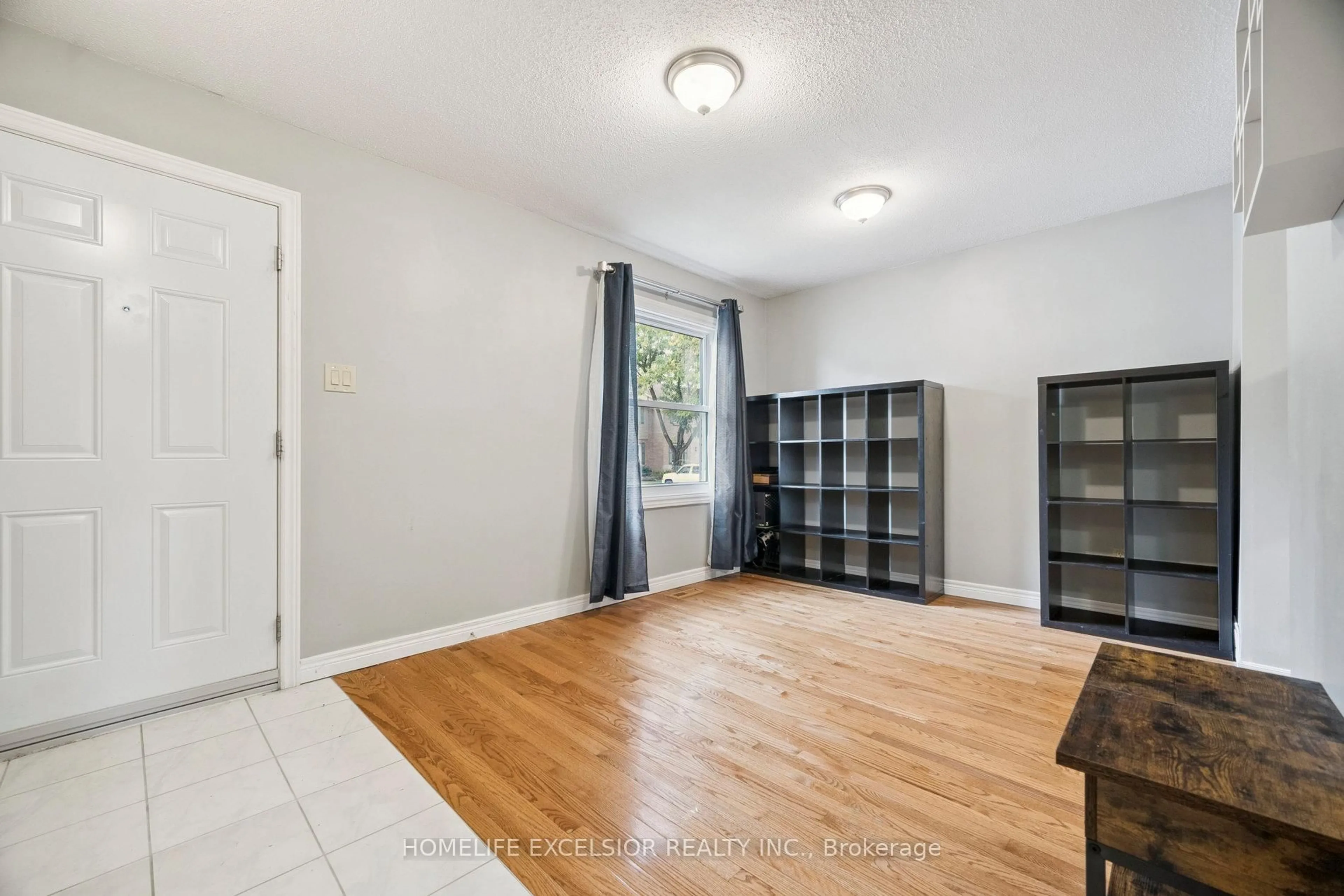 A pic of a room for 1247 Huron St #149, London East Ontario N5Y 4X7