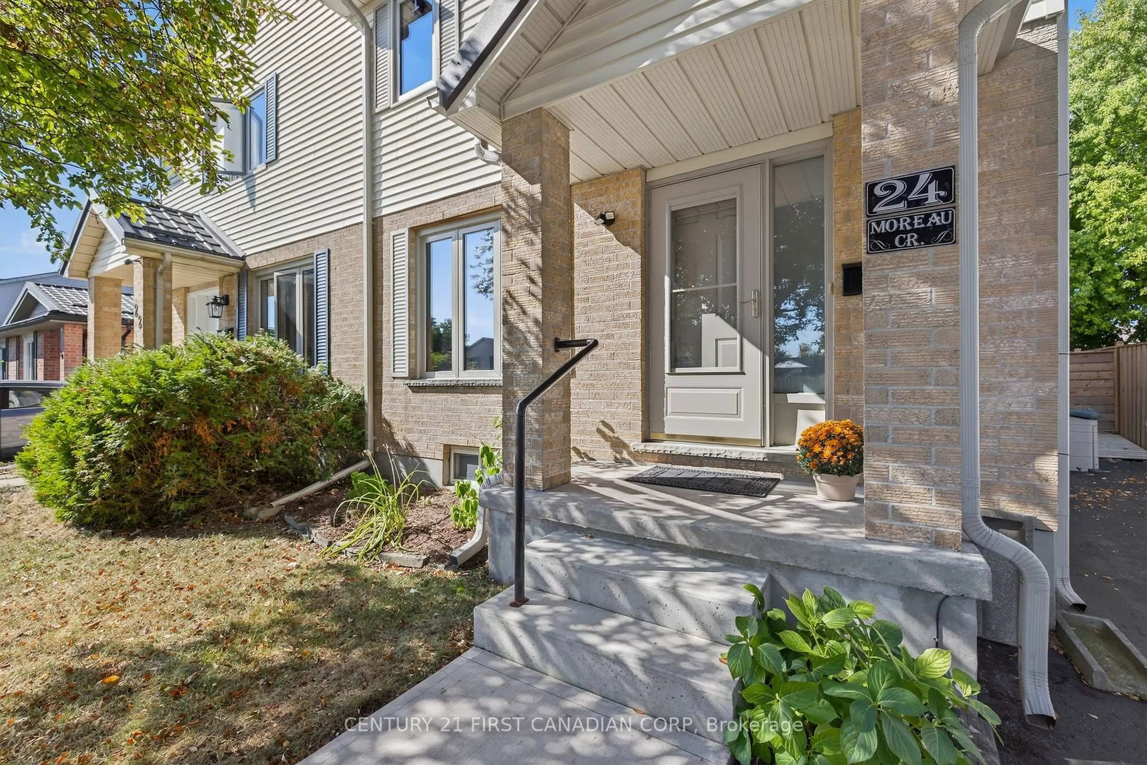 Unknown for 24 Moreau Cres, London East Ontario N5V 4S7