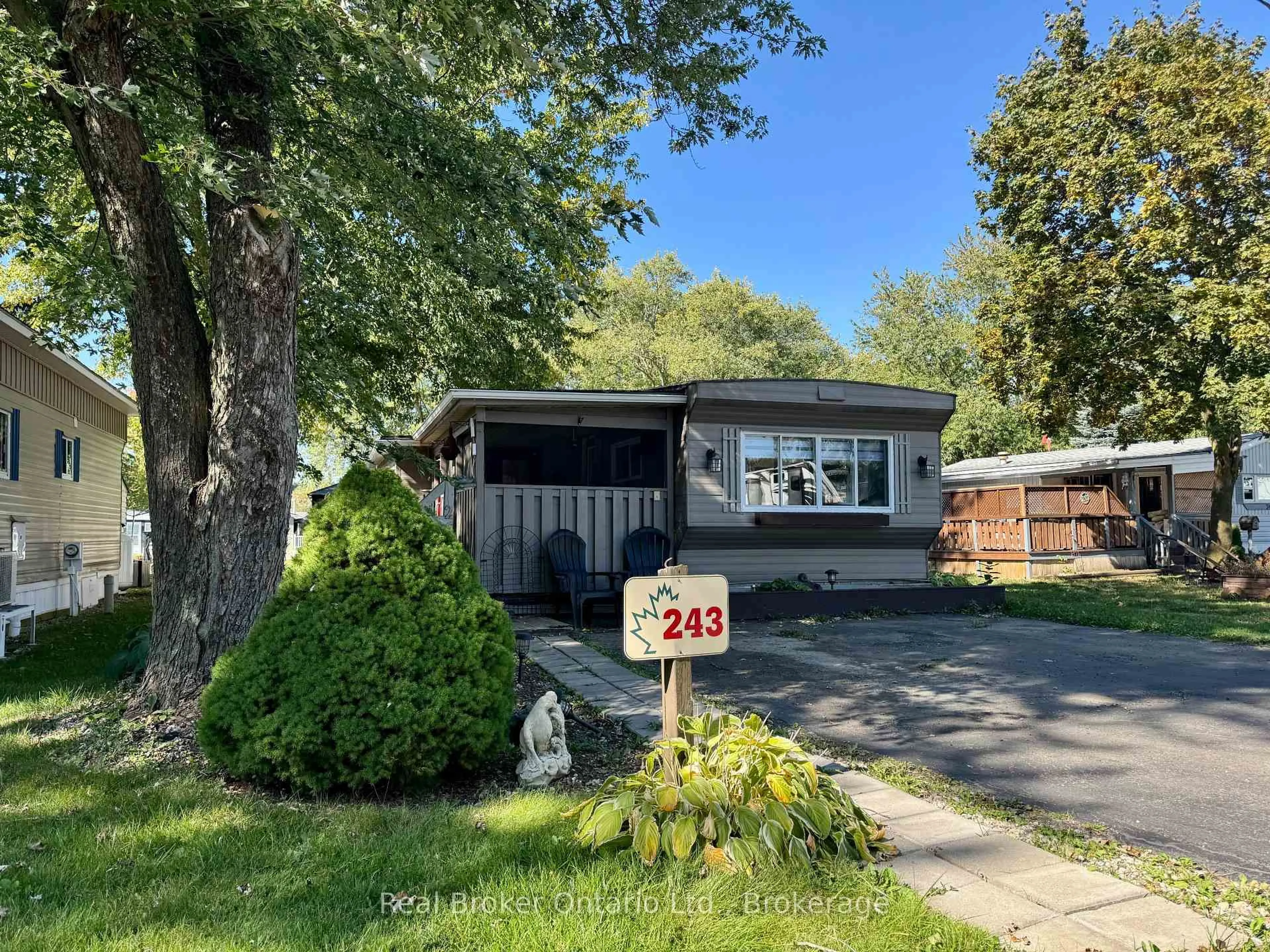 Unknown for 580 Beaver Creek Rd #243, Waterloo Ontario N2J 3Z4