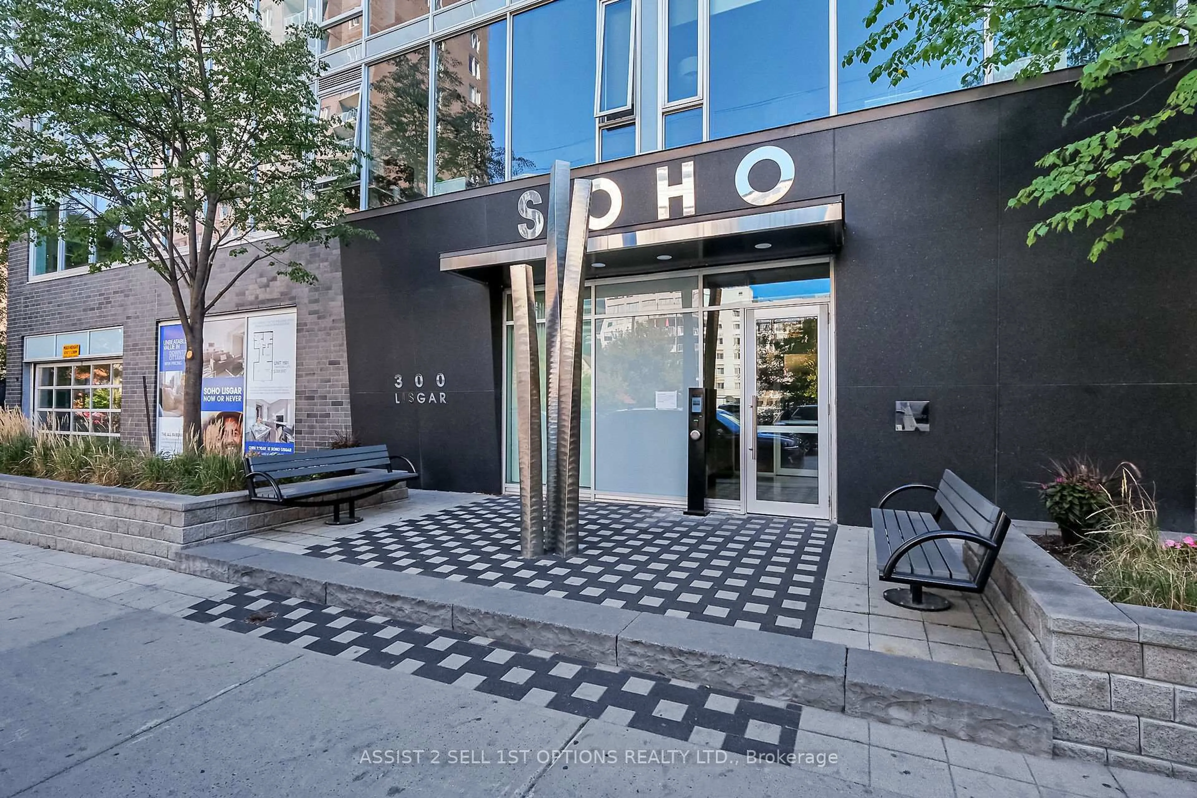 Patio, street for 300 Lisgar St #611, Ottawa Ontario K2P 0E2