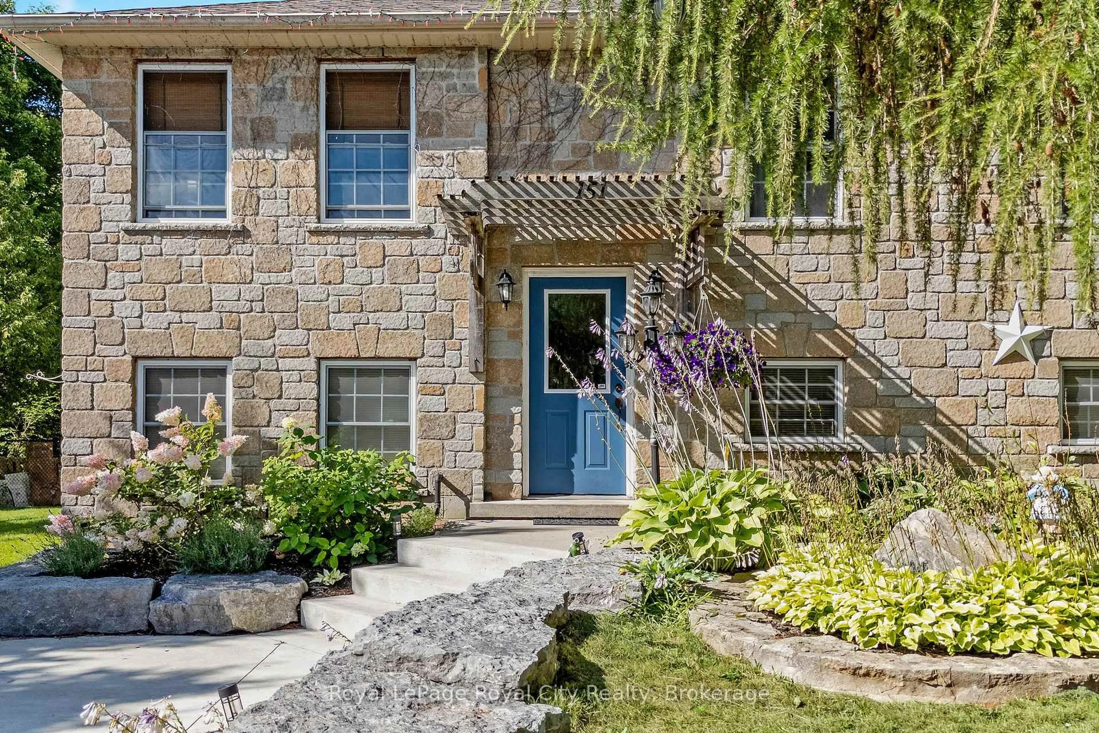 Home with brick exterior material, street for 151 Queen St, Guelph/Eramosa Ontario N0B 2K0