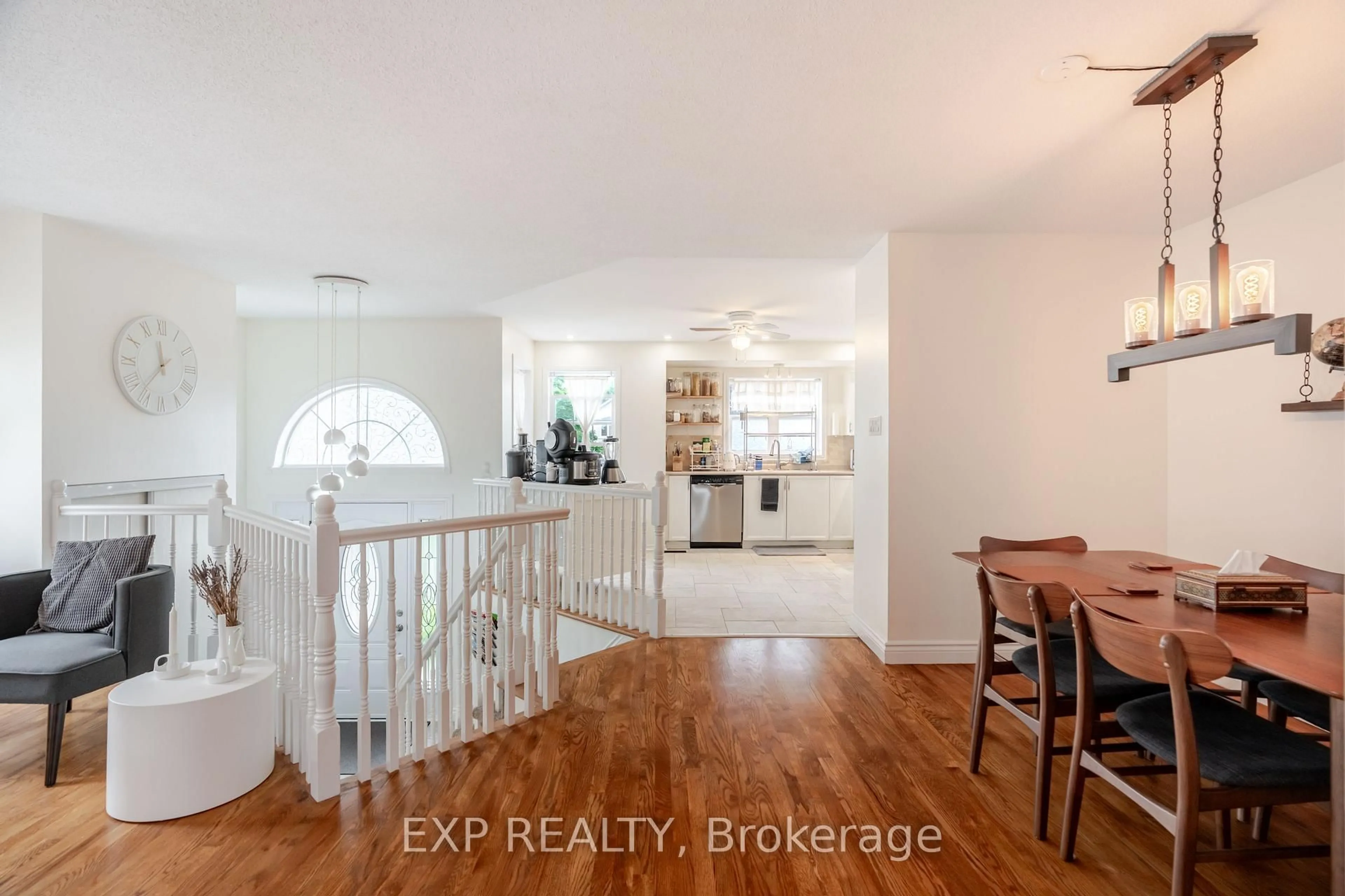 Unknown for 1562 Lisbon St, Orleans Ontario K4A 4B9