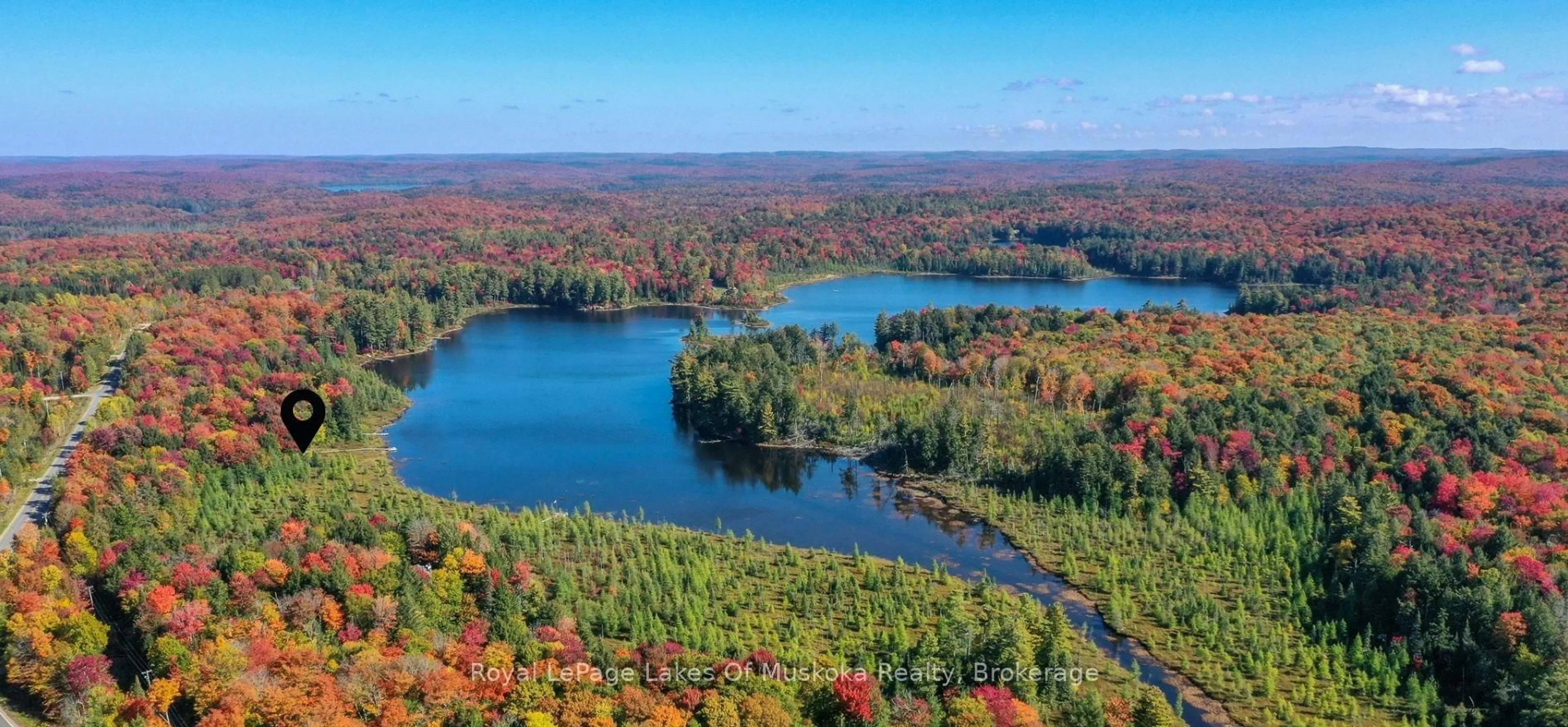 A pic from outside/outdoor area/front of a property/back of a property/a pic from drone, water/lake/river/ocean view for 1420 Limberlost Rd, Lake of Bays Ontario P1H 2J6
