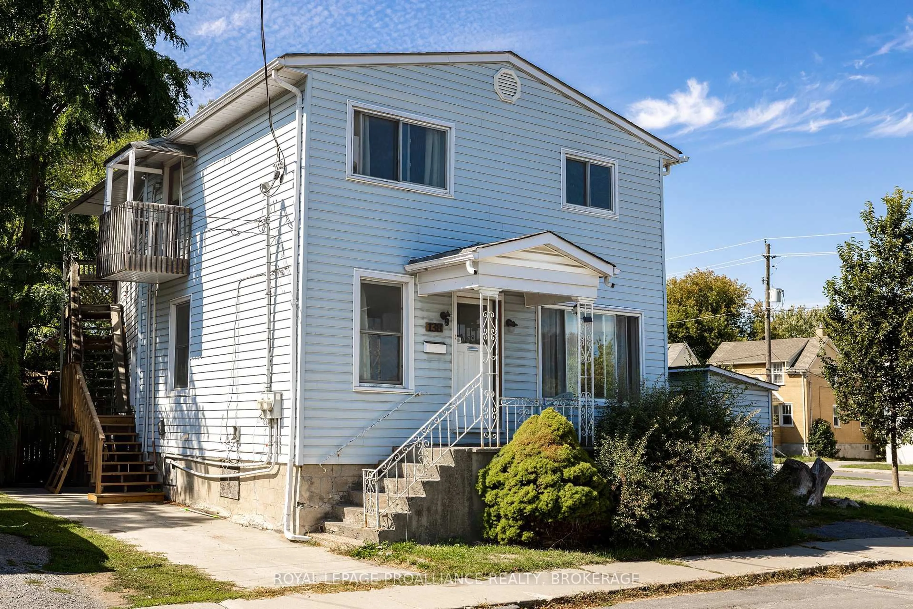 Home with vinyl exterior material, street for 138 Chatham St, Kingston Ontario K7K 4H4