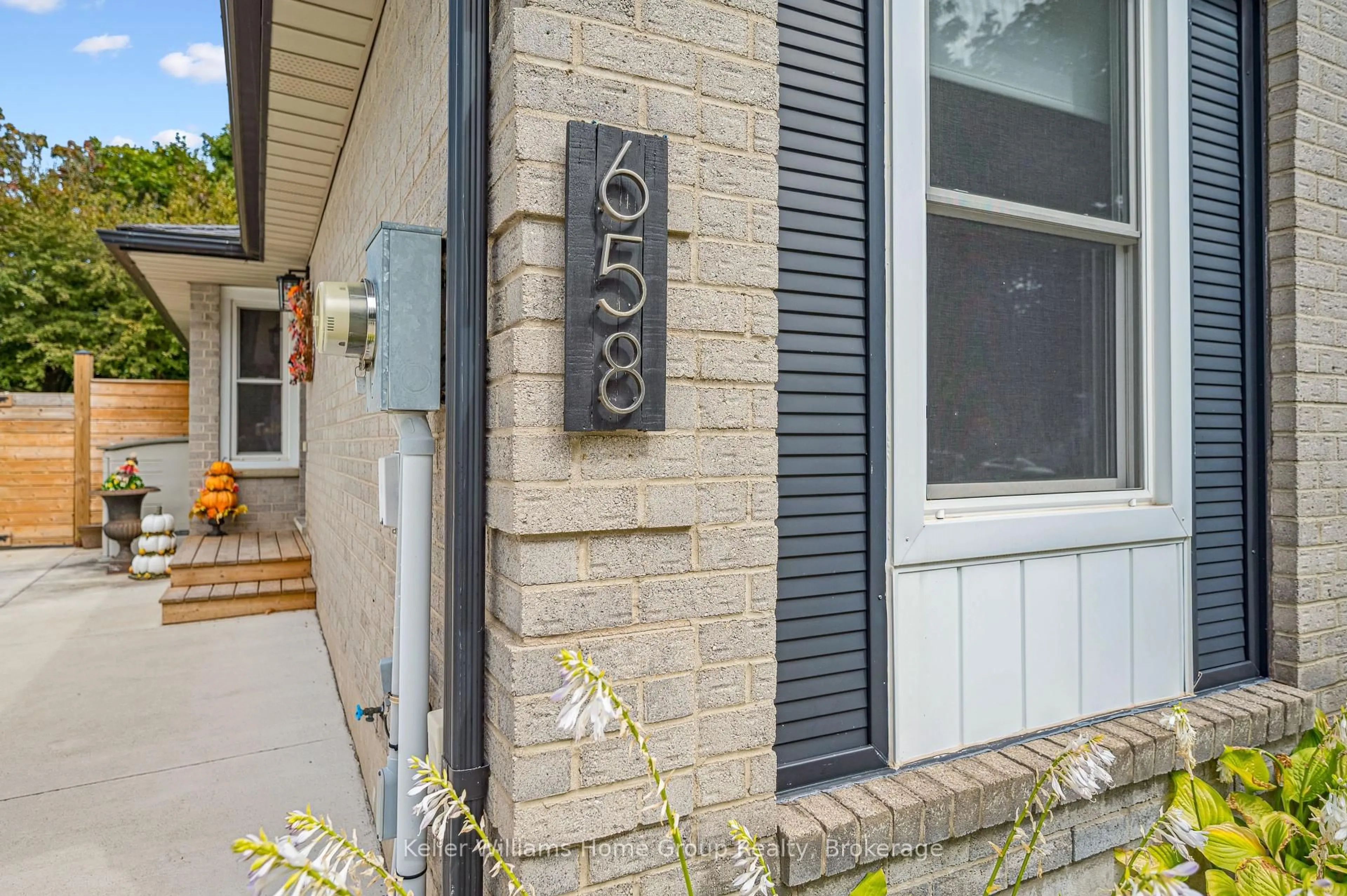 Home with brick exterior material, street for 658 Holman Cres, Centre Wellington Ontario N1M 3M2
