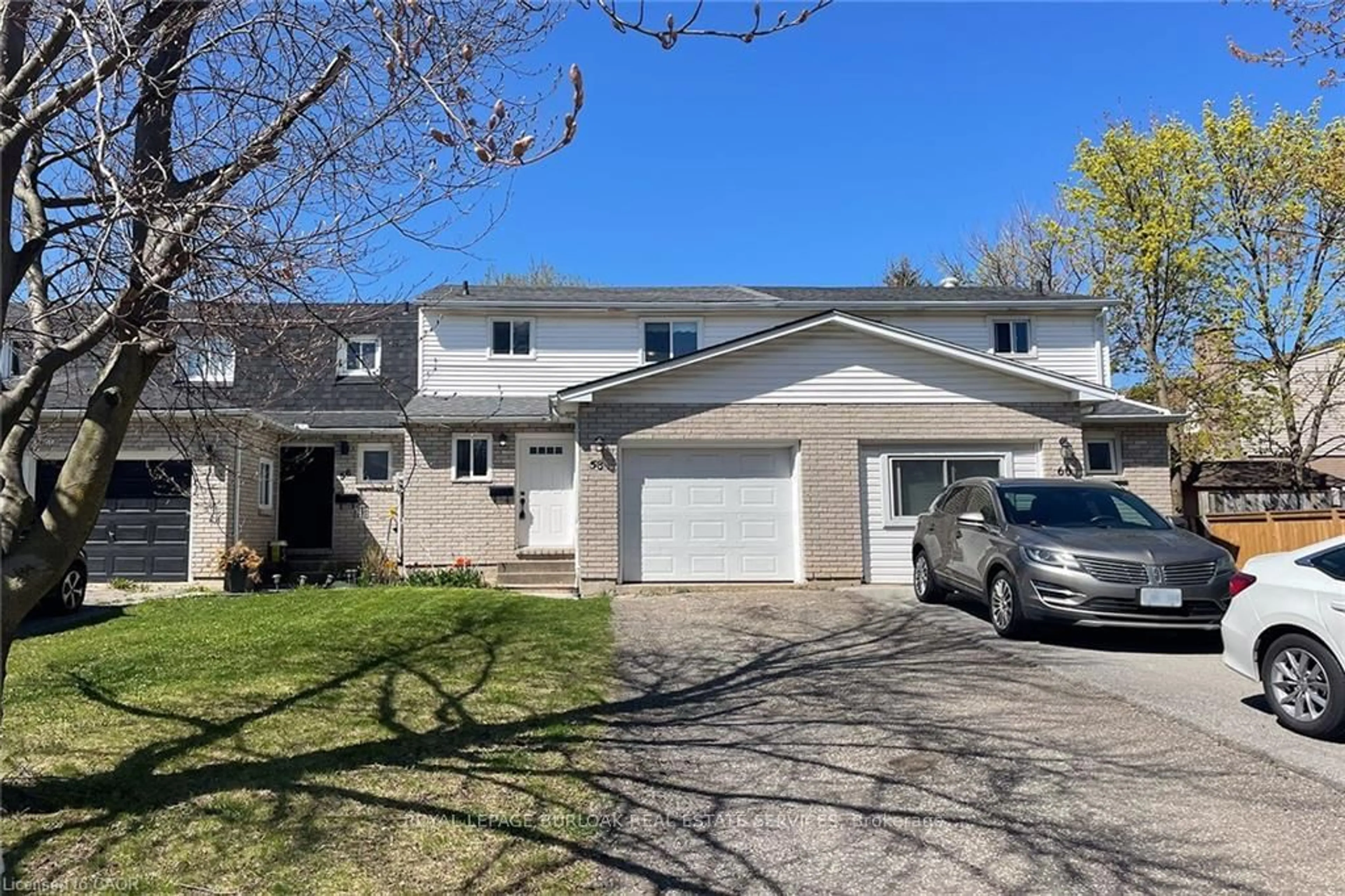 Home with vinyl exterior material, street for 58 Romy Cres, Thorold Ontario L2V 4T6