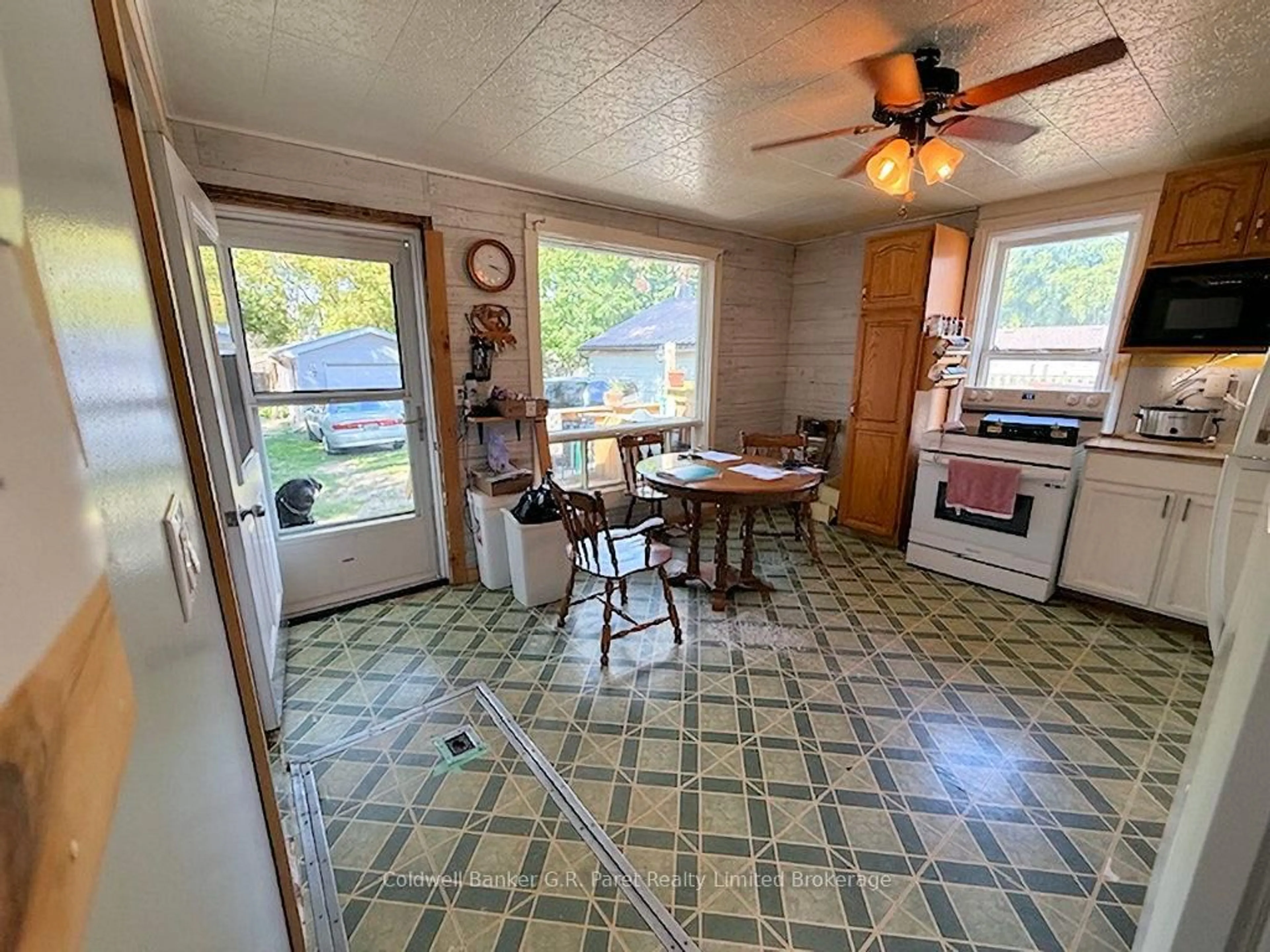 Unknown for 197 Crysler St, Norfolk Ontario N4B 1H9