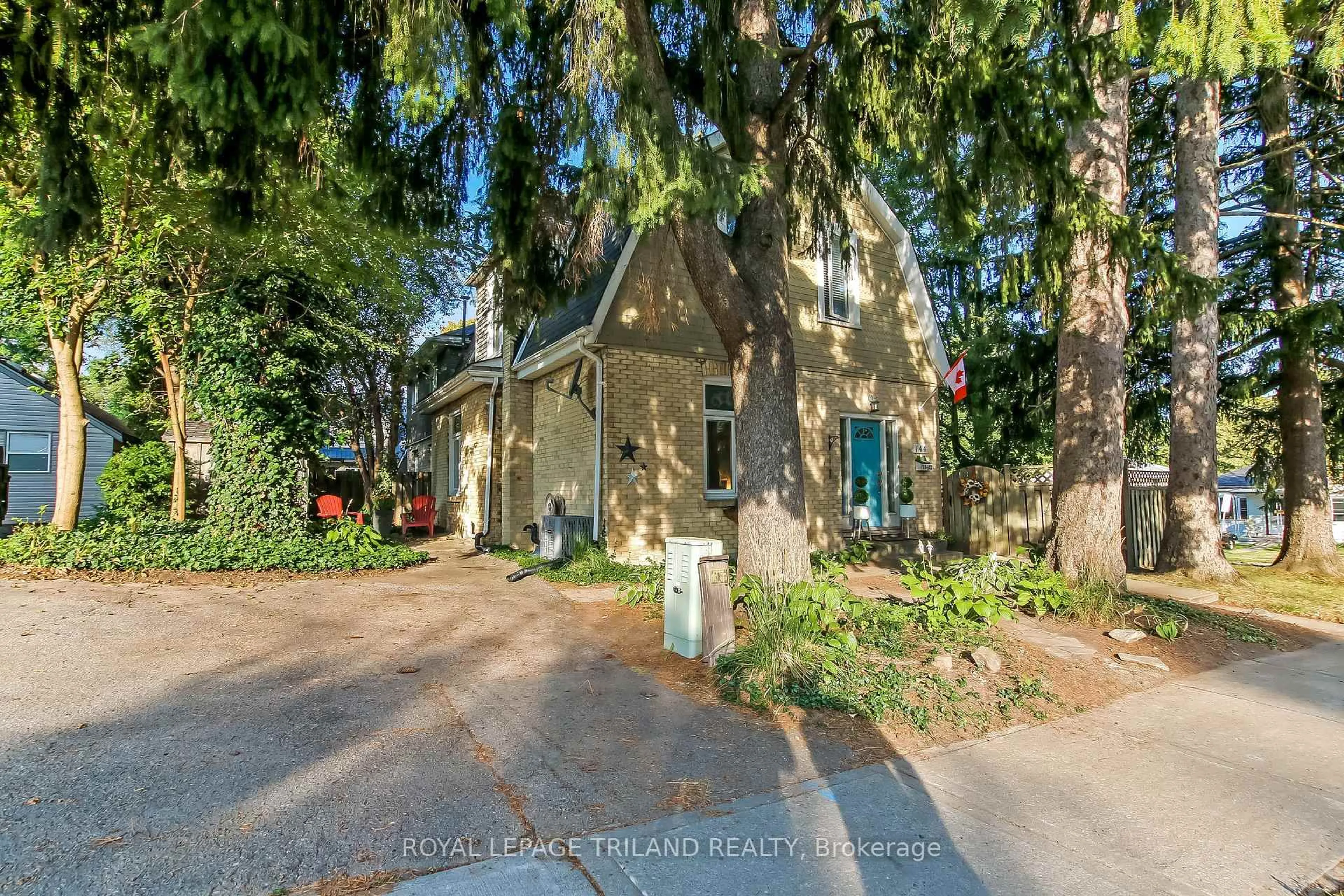 Unknown for 144 Britannia Ave, London North Ontario N6H 2J5