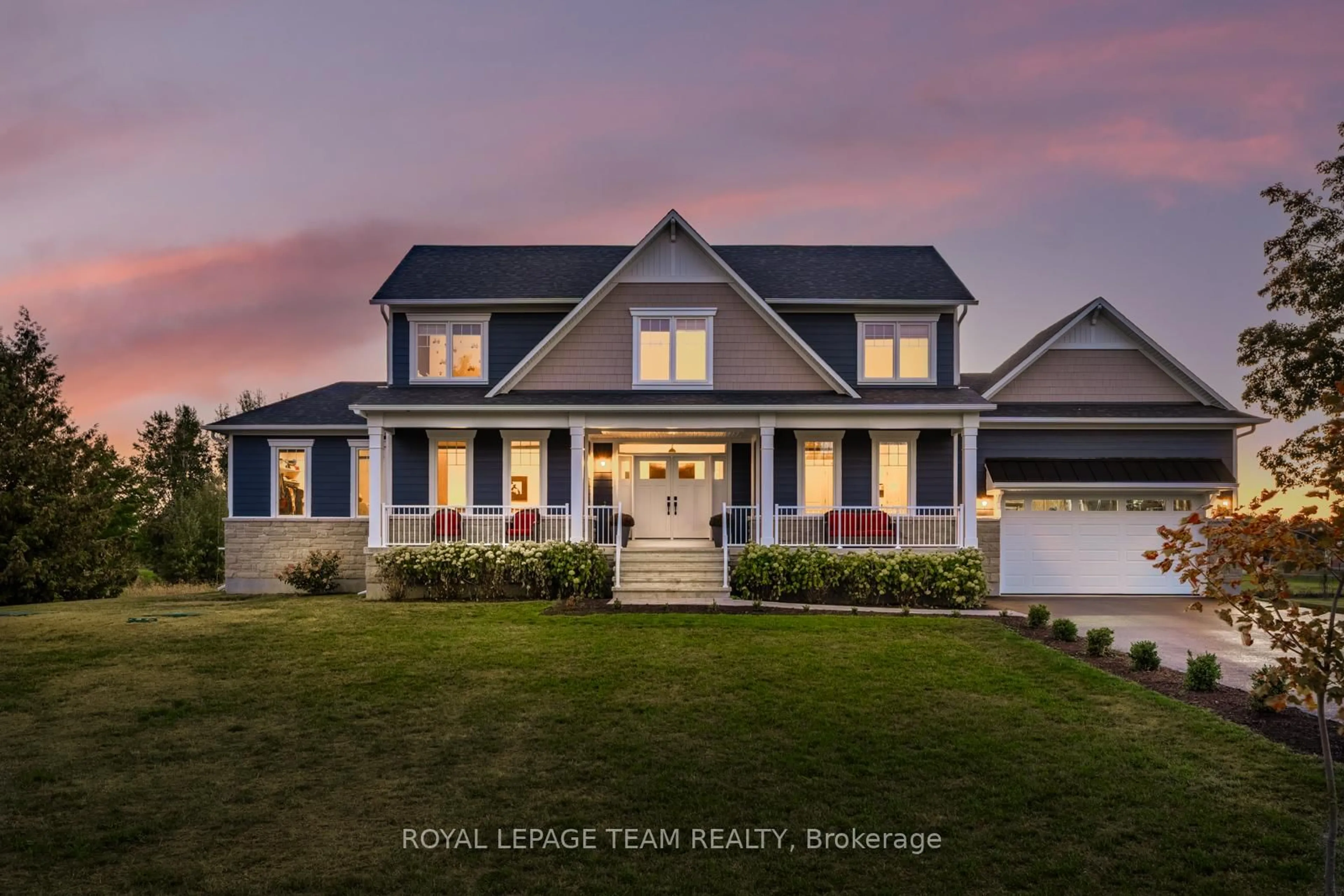Home with vinyl exterior material, street for 226 Kaswit Dr, Carleton Place Ontario K7C 0C4