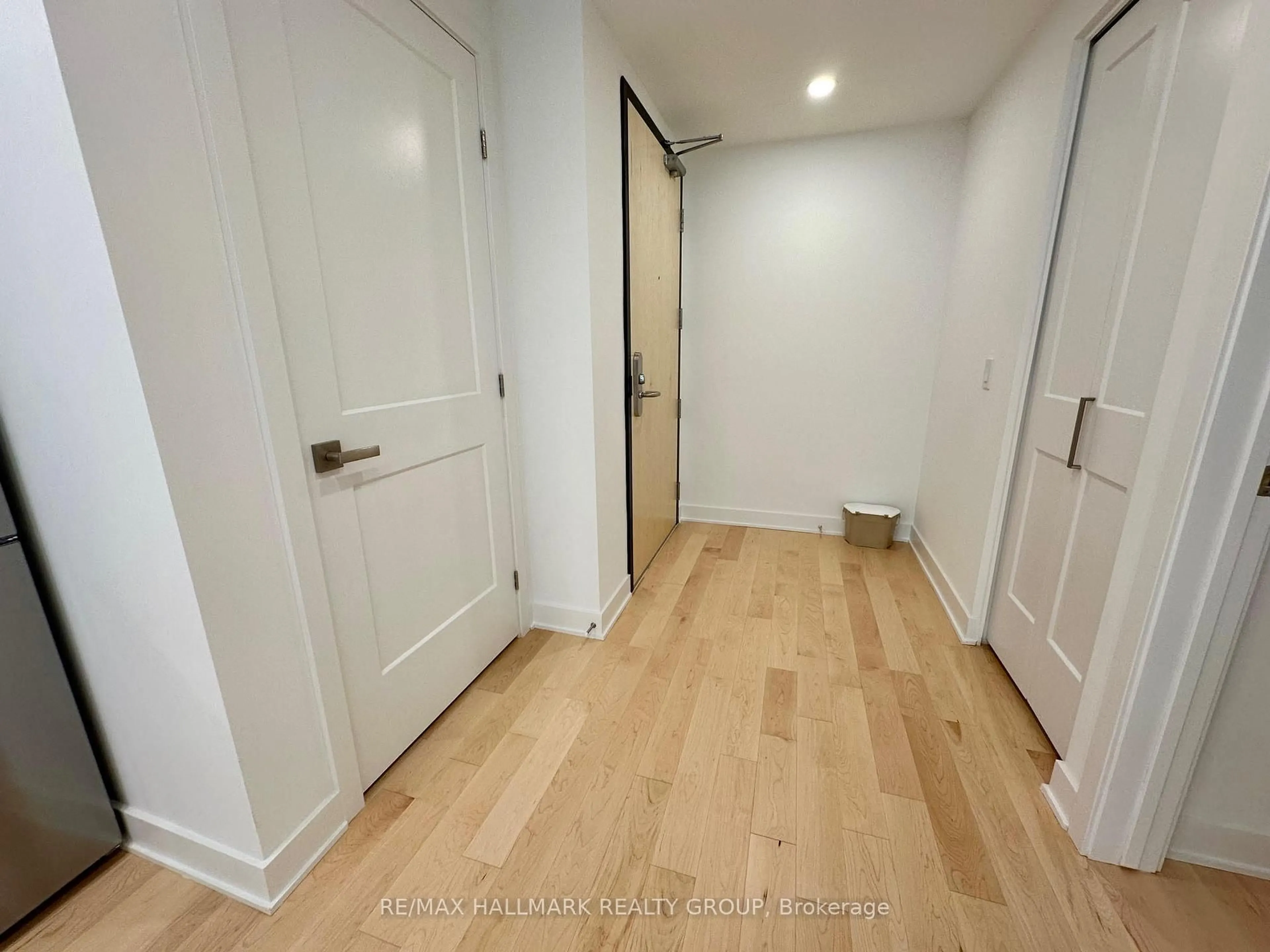 Unknown for 340 QUEEN St #701, Ottawa Ontario K1R 0G1
