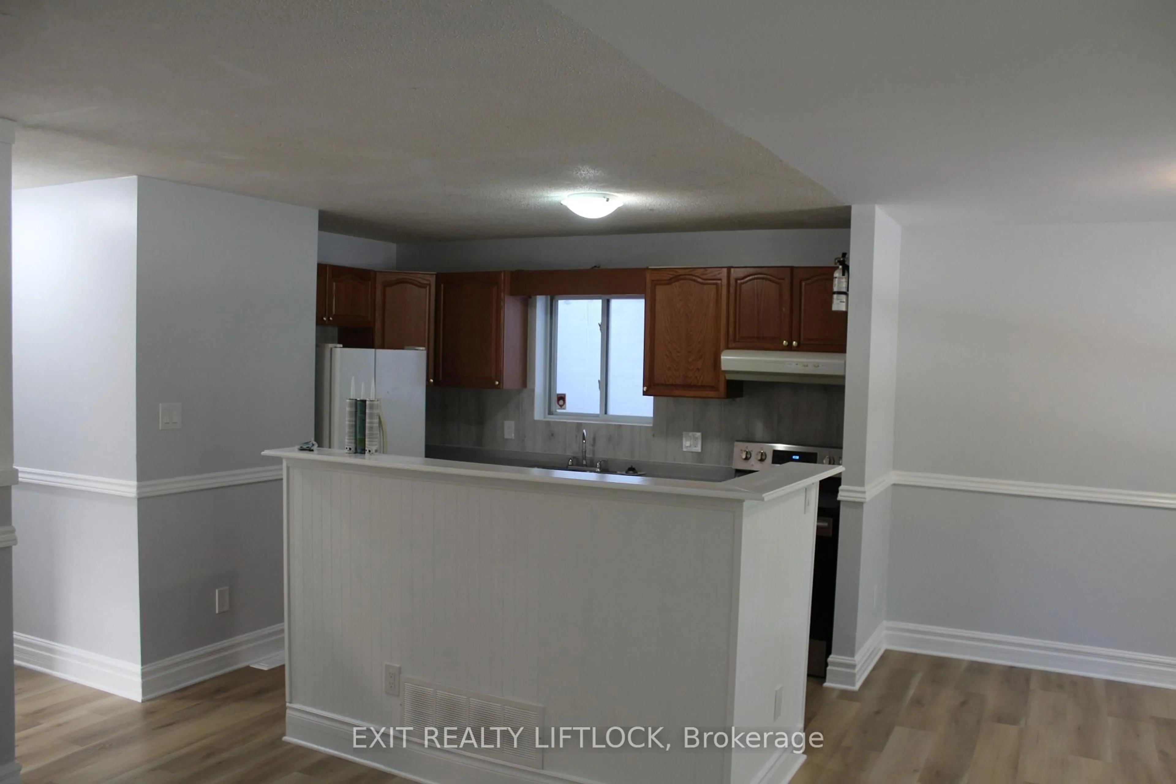 Open concept kitchen, unknown for 166 Stewart St, Peterborough Ontario K9J 3M5