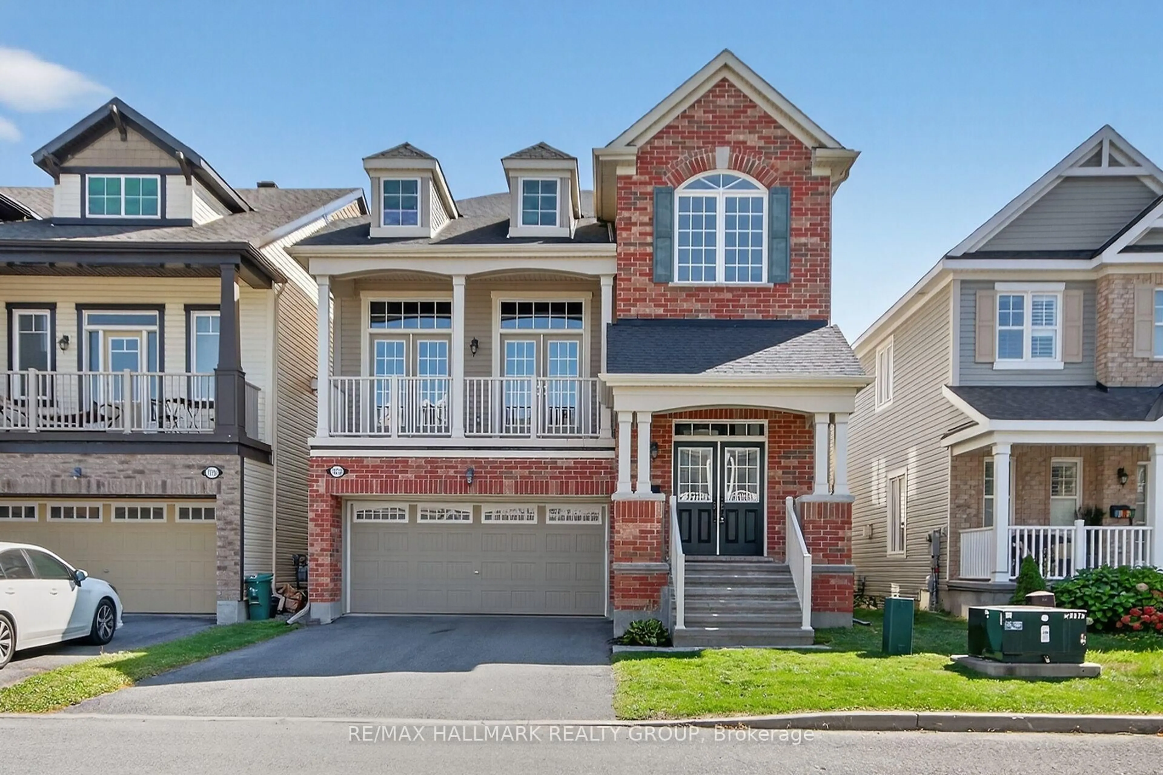 Home with brick exterior material, street for 372 Gallantry Way, Ottawa Ontario K2S 0R1