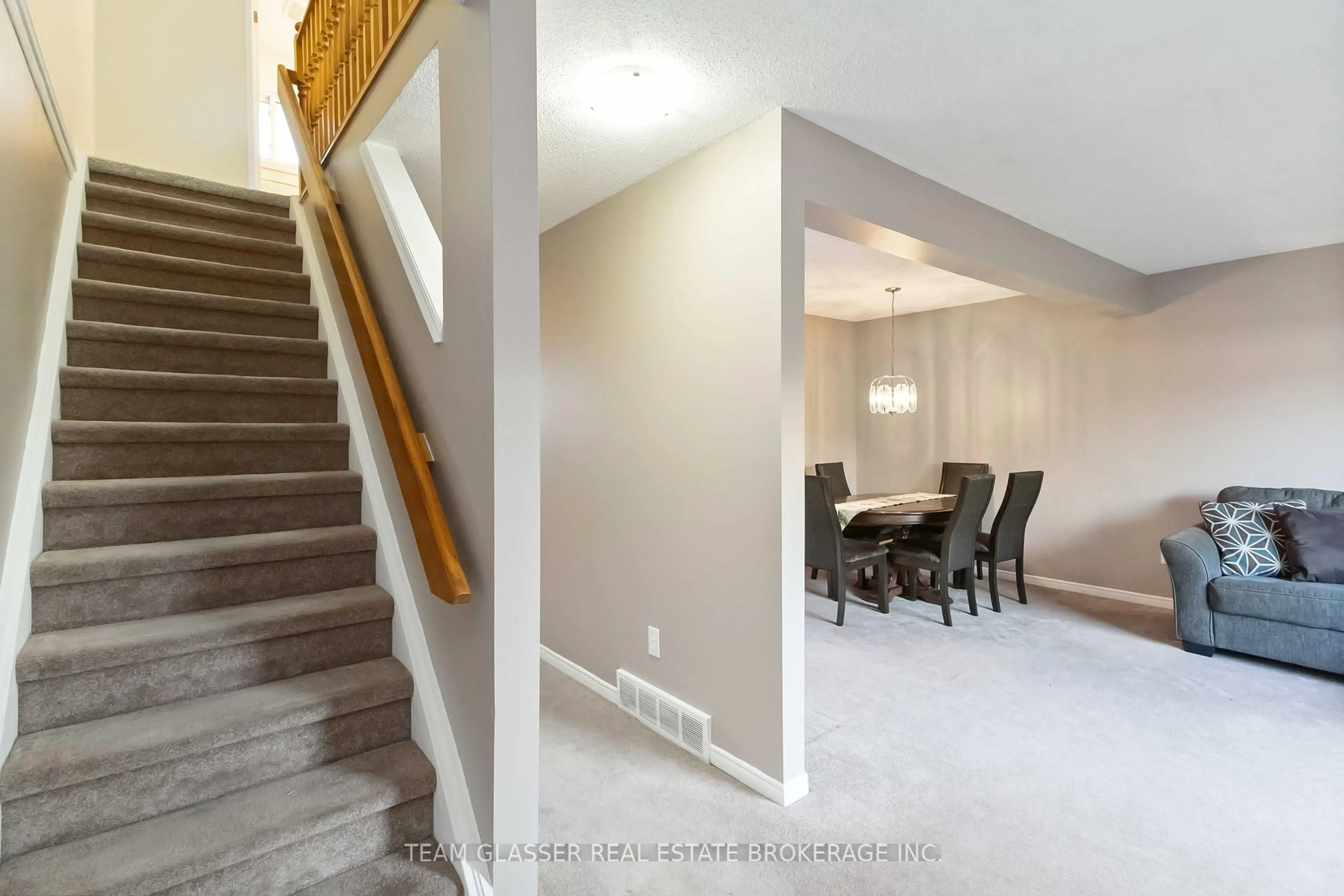 Indoor foyer for 1990 Wavell St #63, London East Ontario N5V 4N5