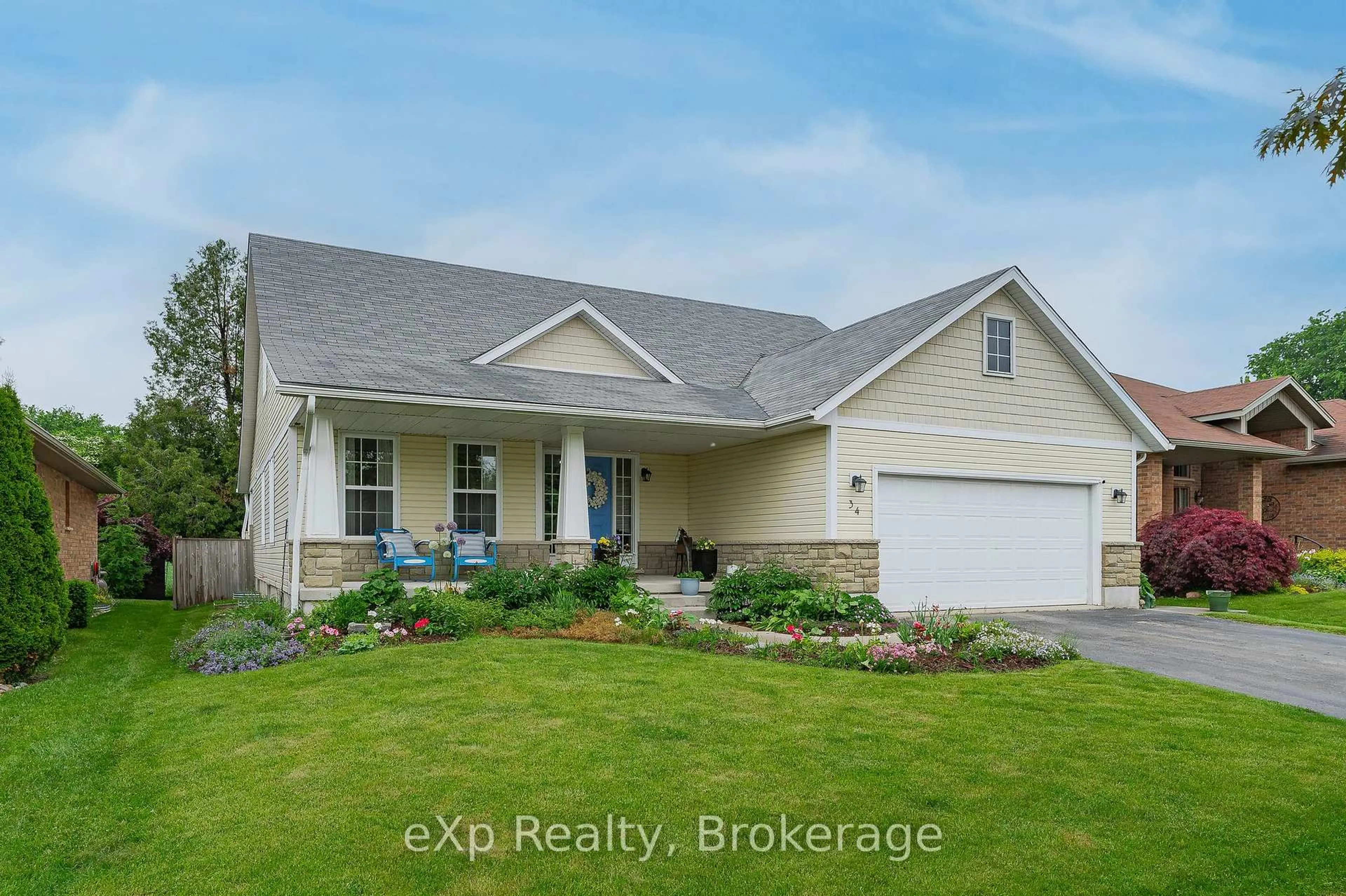 Home with vinyl exterior material, street for 34 Walser St, Centre Wellington Ontario N0B 1S0