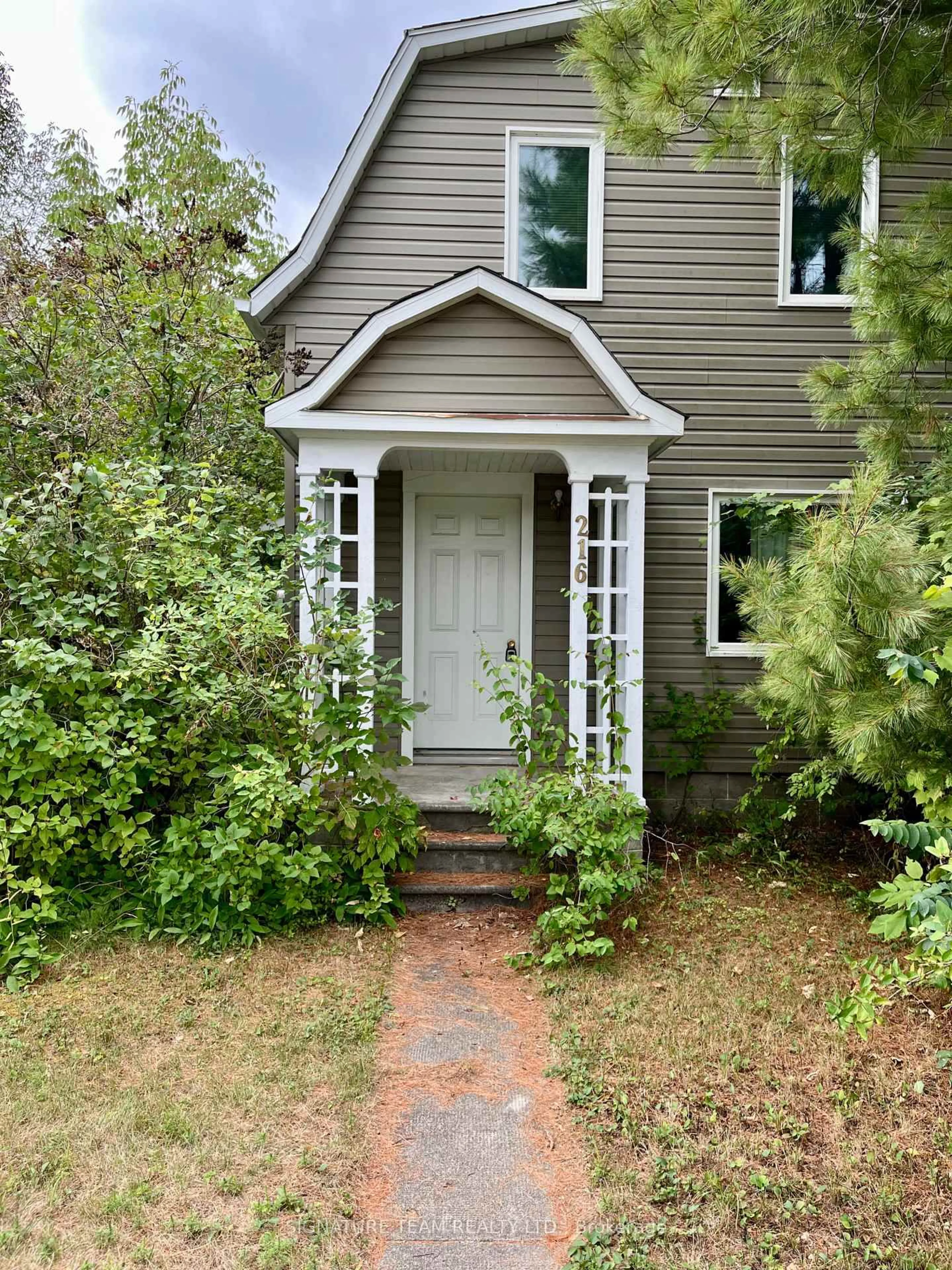 Unknown for 216 Jane St, Eganville Ontario K0J 1T0