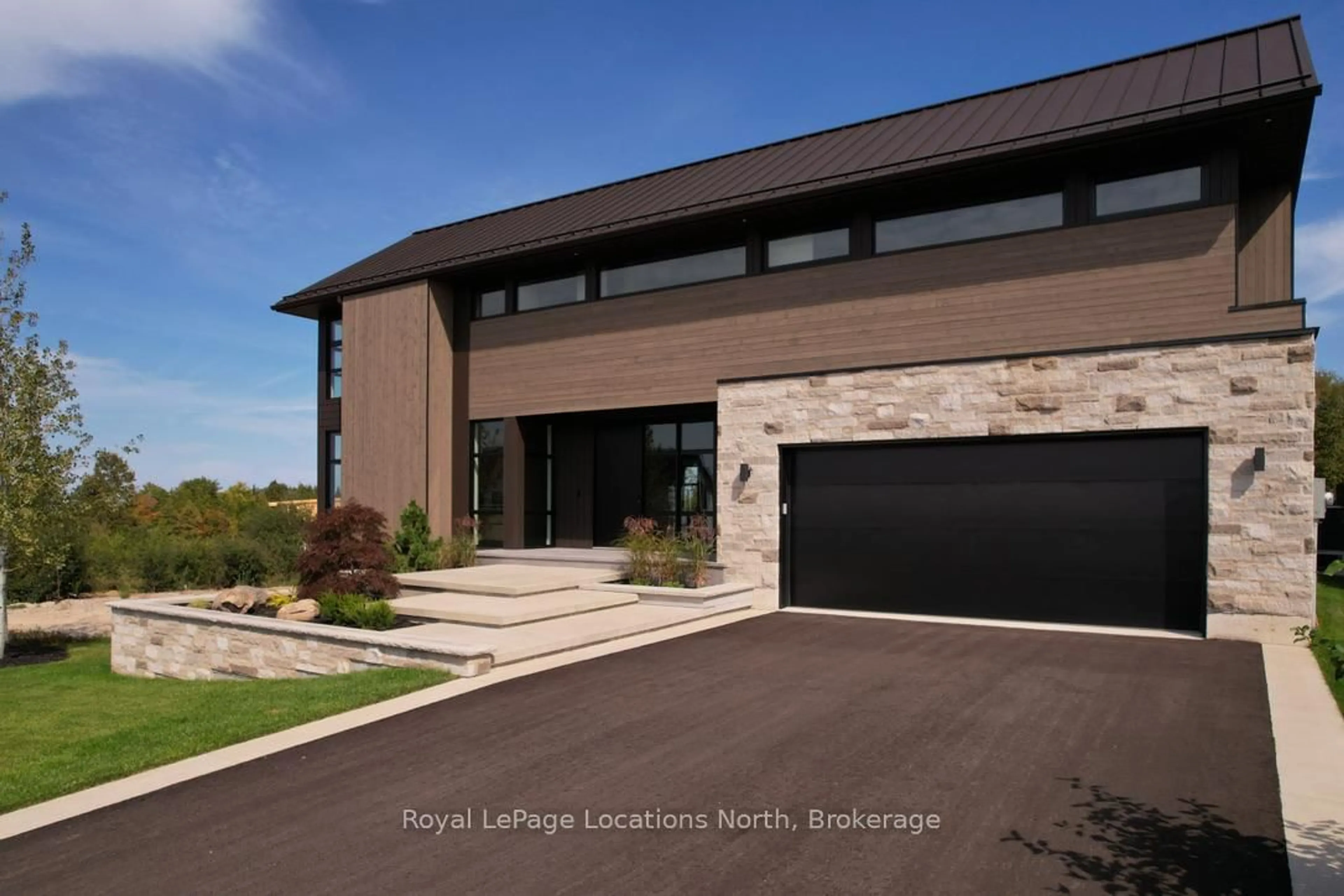 Unknown for 104 Maryward Cres, Blue Mountains Ontario N0H 1J0