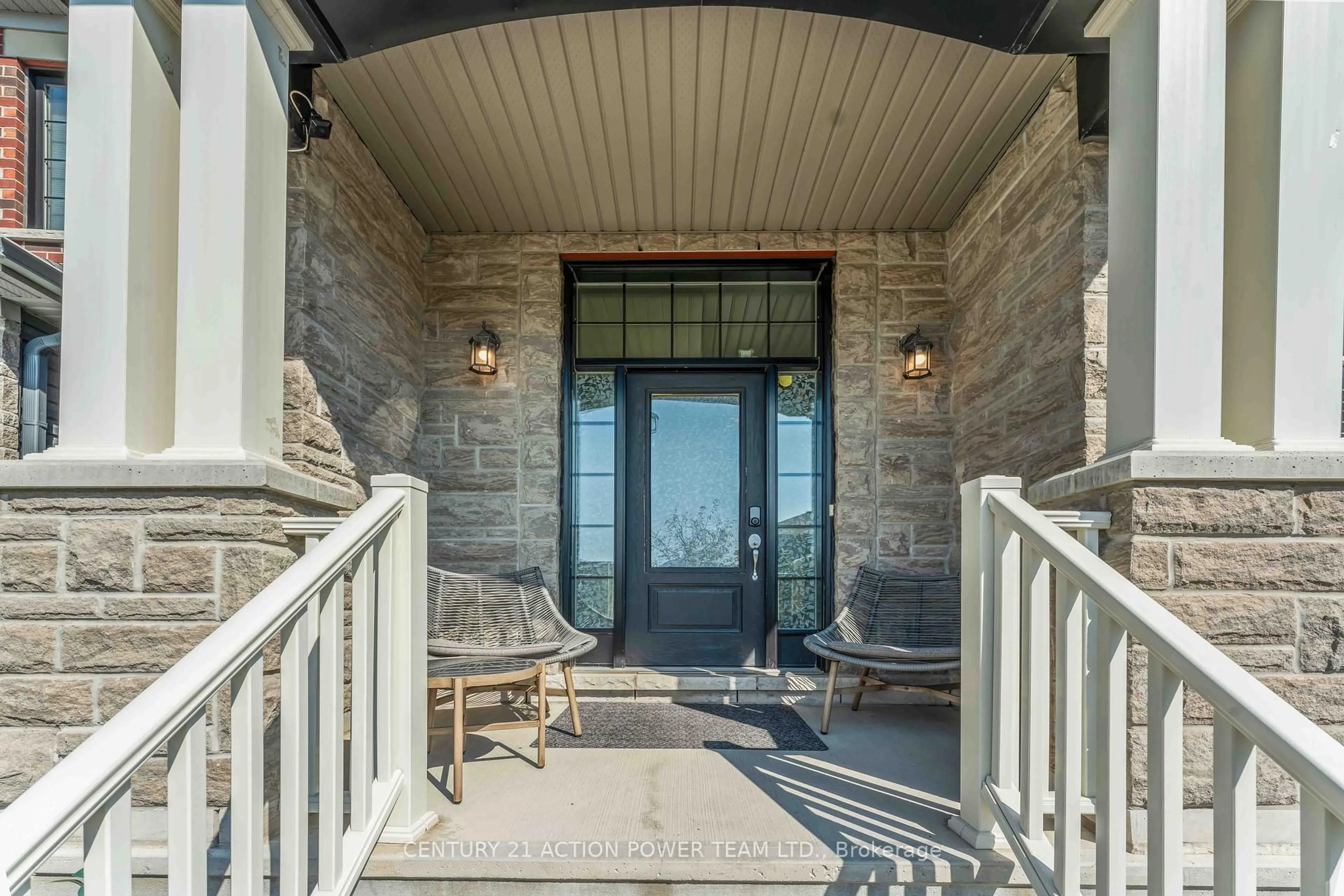 Indoor entryway for 54 Malachigan Cres, Orleans Ontario K4A 1G6