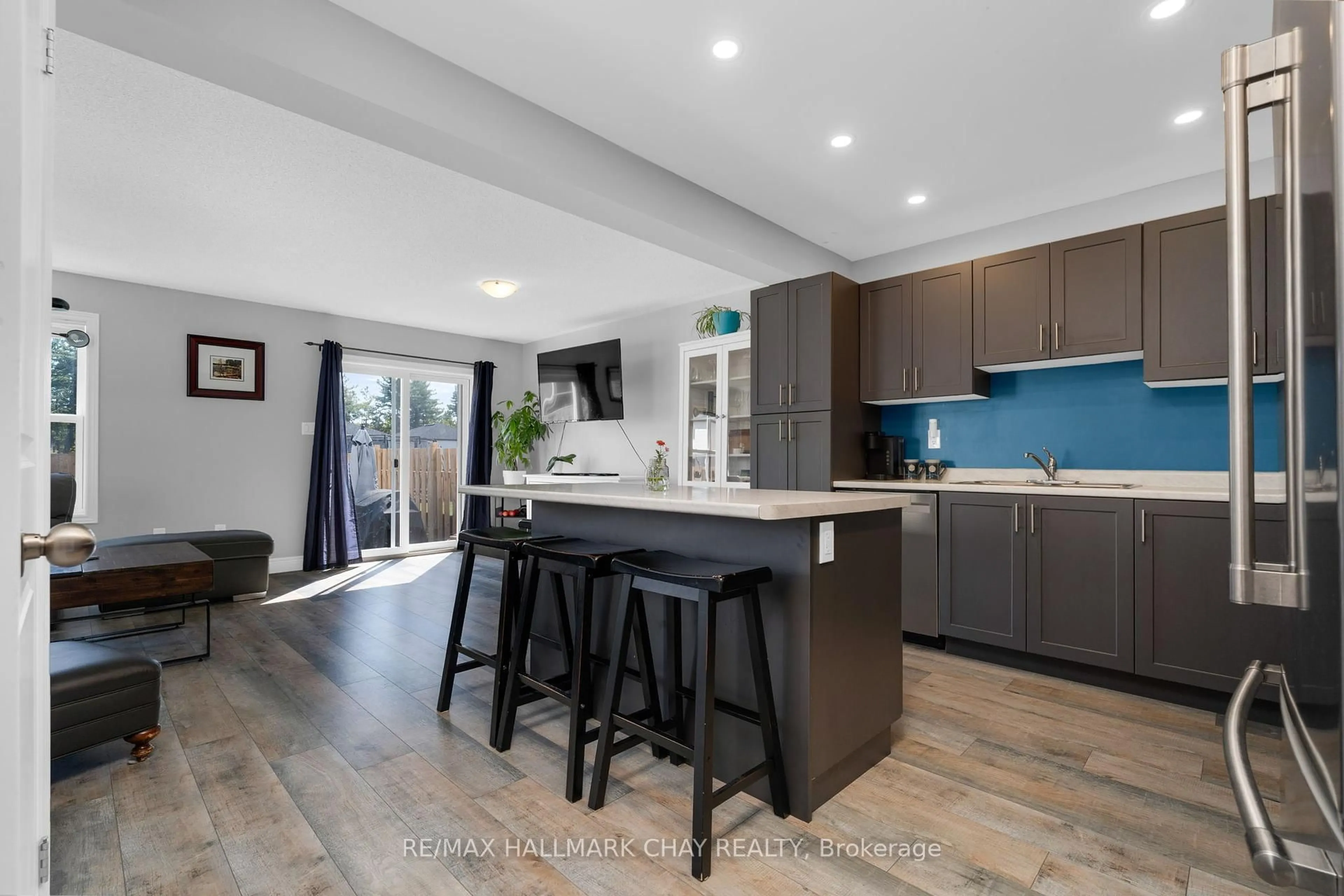 Open concept kitchen, unknown for 14 Nicole Park Pl, Bracebridge Ontario P1L 0C8