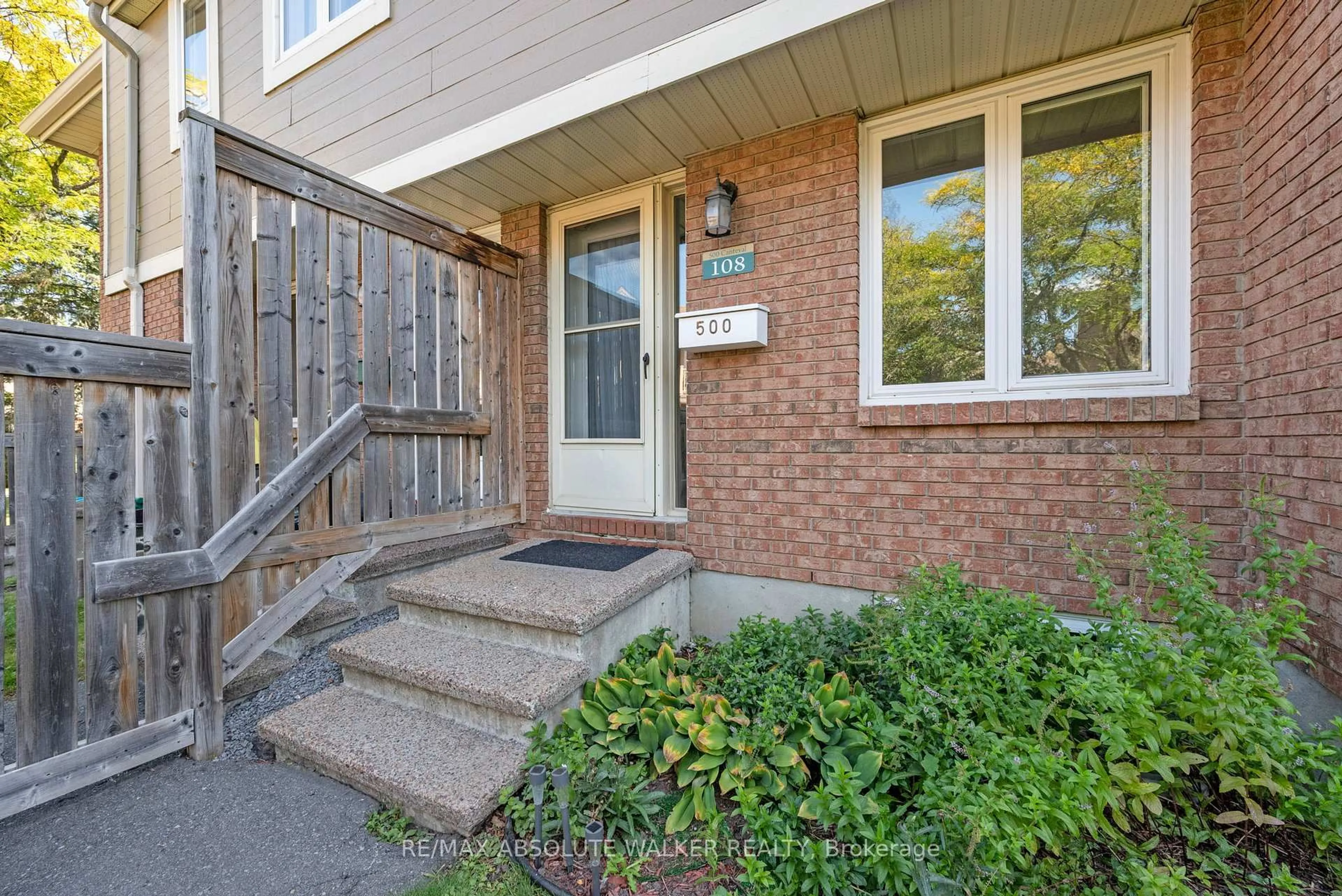 Unknown for 500 Canteval Terr #108, Orleans Ontario K4A 2C8