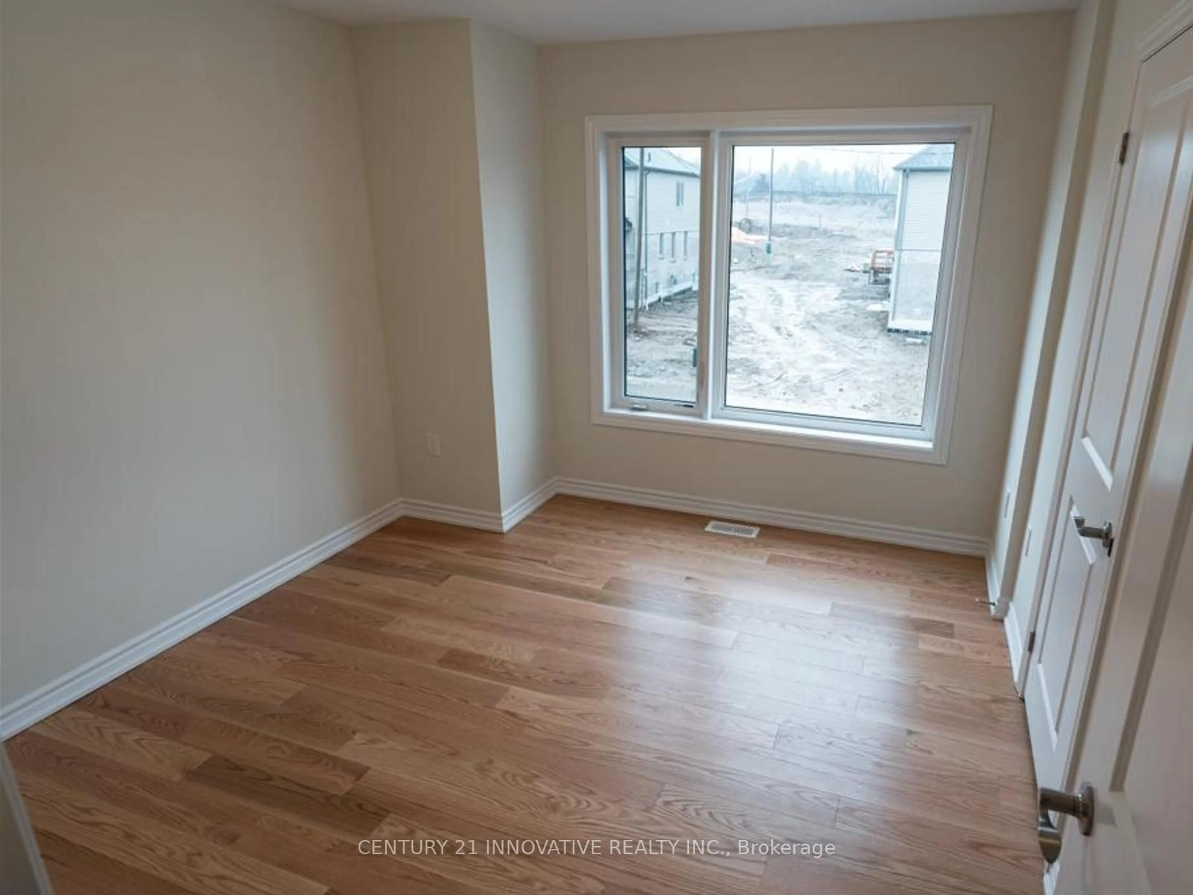 A pic of a room for 17 Gilham Way, Brant Ontario N3L 0M7