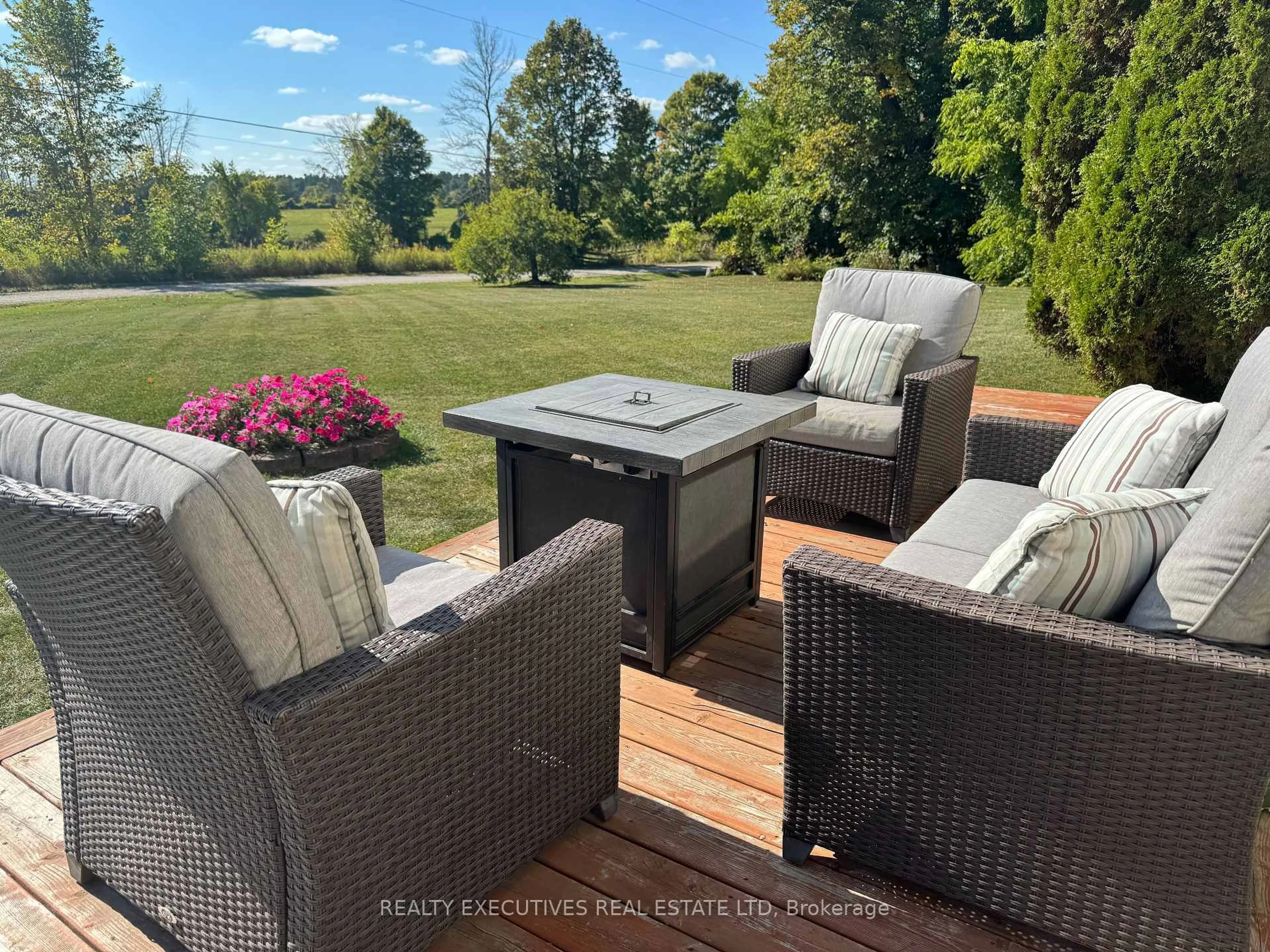 Patio, water/lake/river/ocean view for 166 Best Rd, Smiths Falls Ontario K7A 4S4