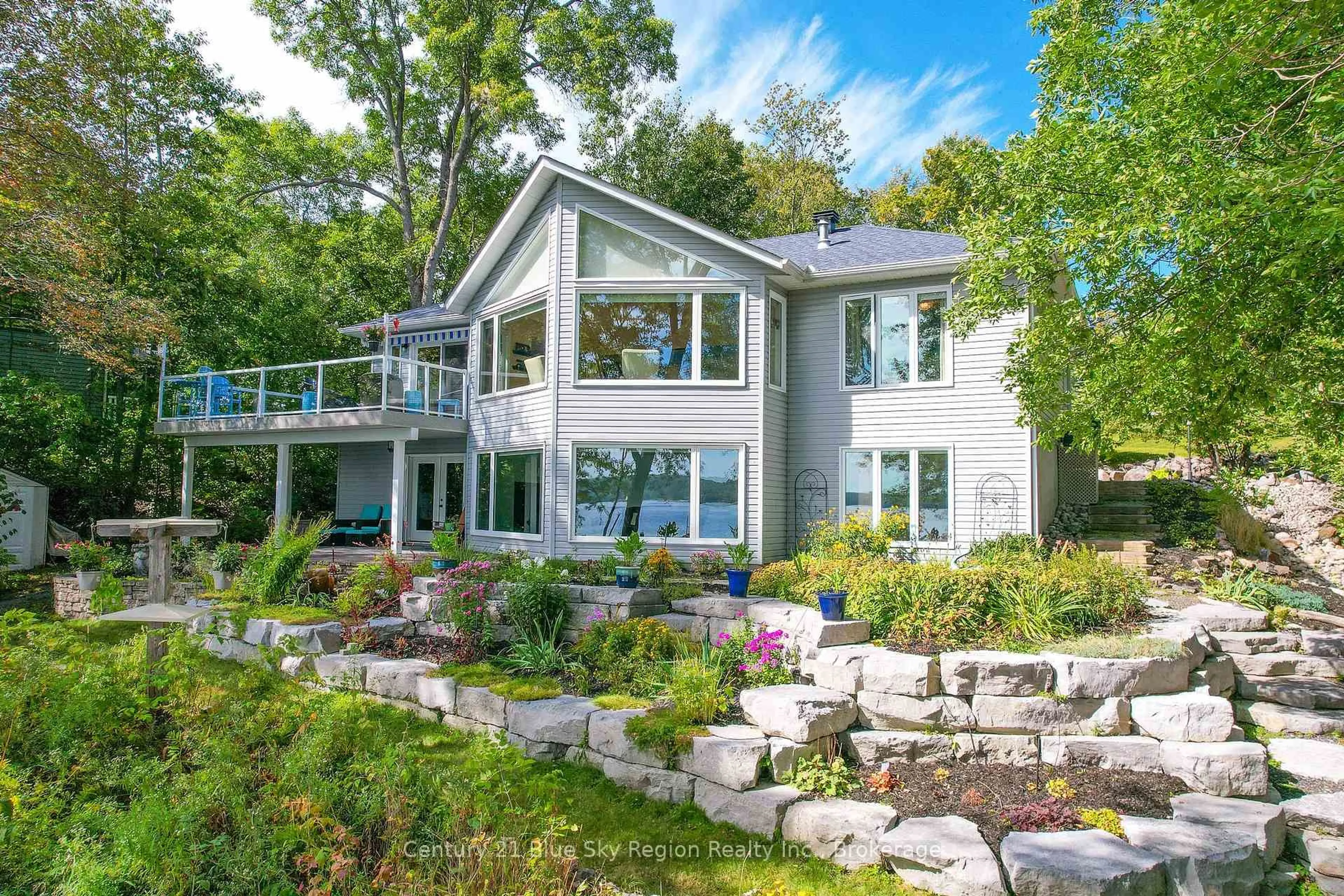 Home with brick exterior material, water/lake/river/ocean view for 101 MARINE Dr, Callander Ontario P0H 1H0