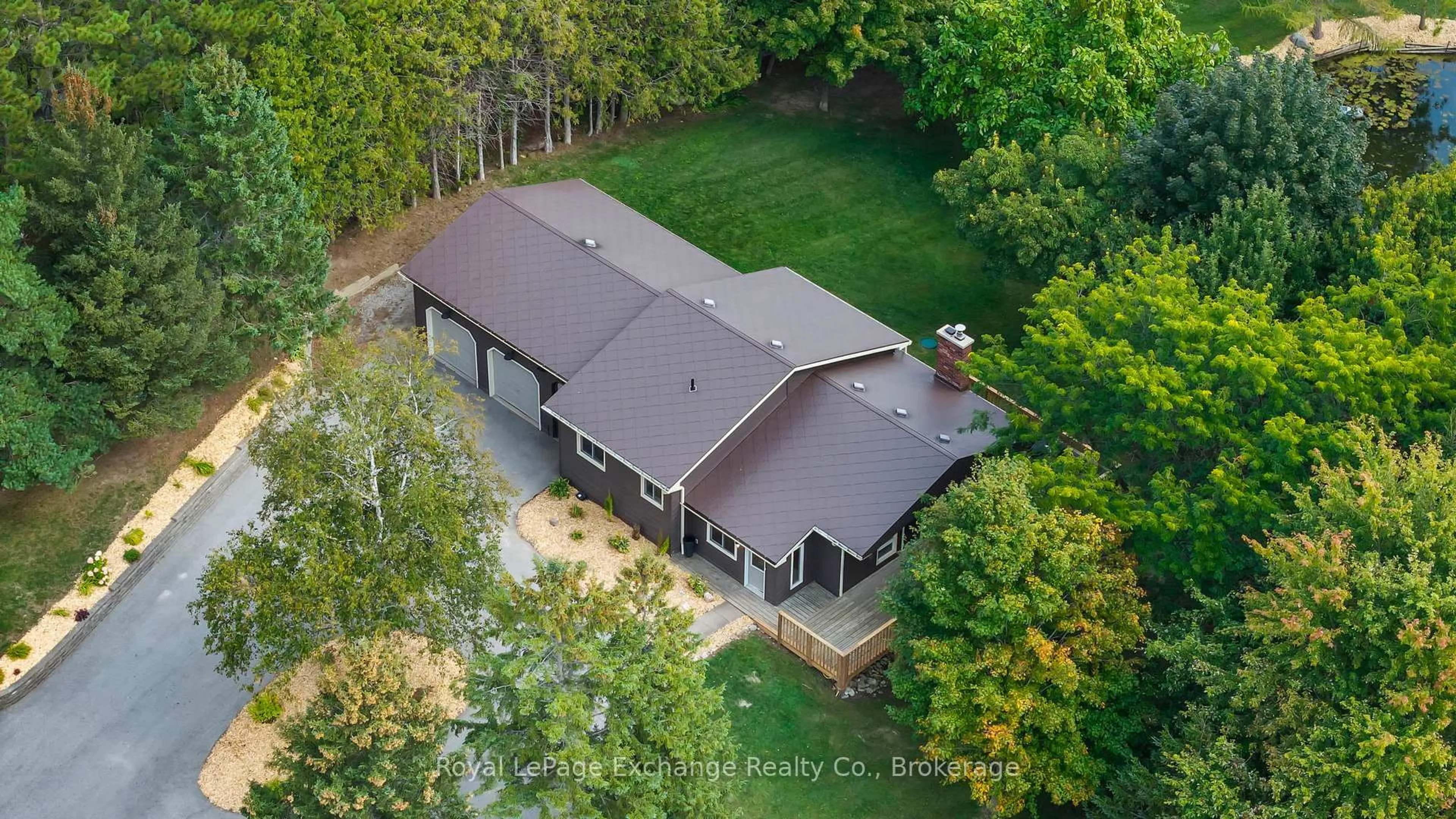 A pic from outside/outdoor area/front of a property/back of a property/a pic from drone, building for 1670 Bruce Rd, Huron-Kinloss Ontario N2Z 2X5