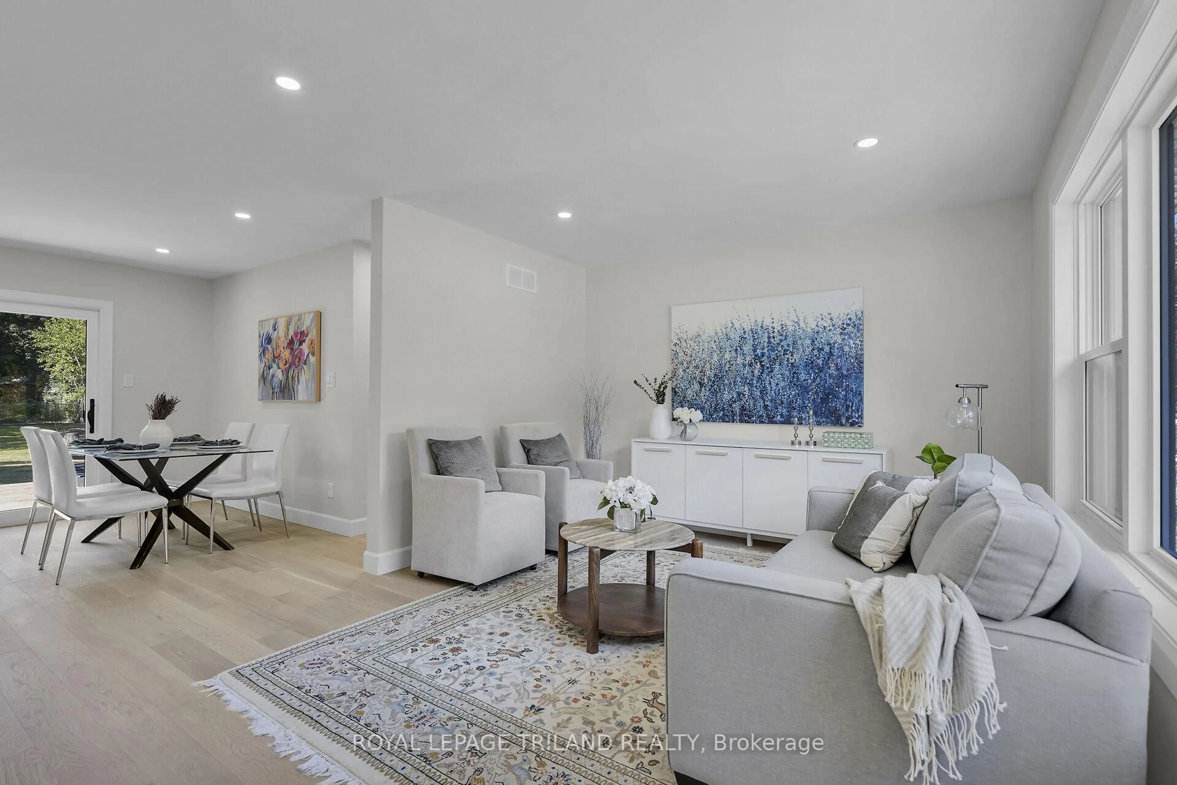 Living room with furniture, unknown for 377 Stephen St, London South Ontario N6K 2N4