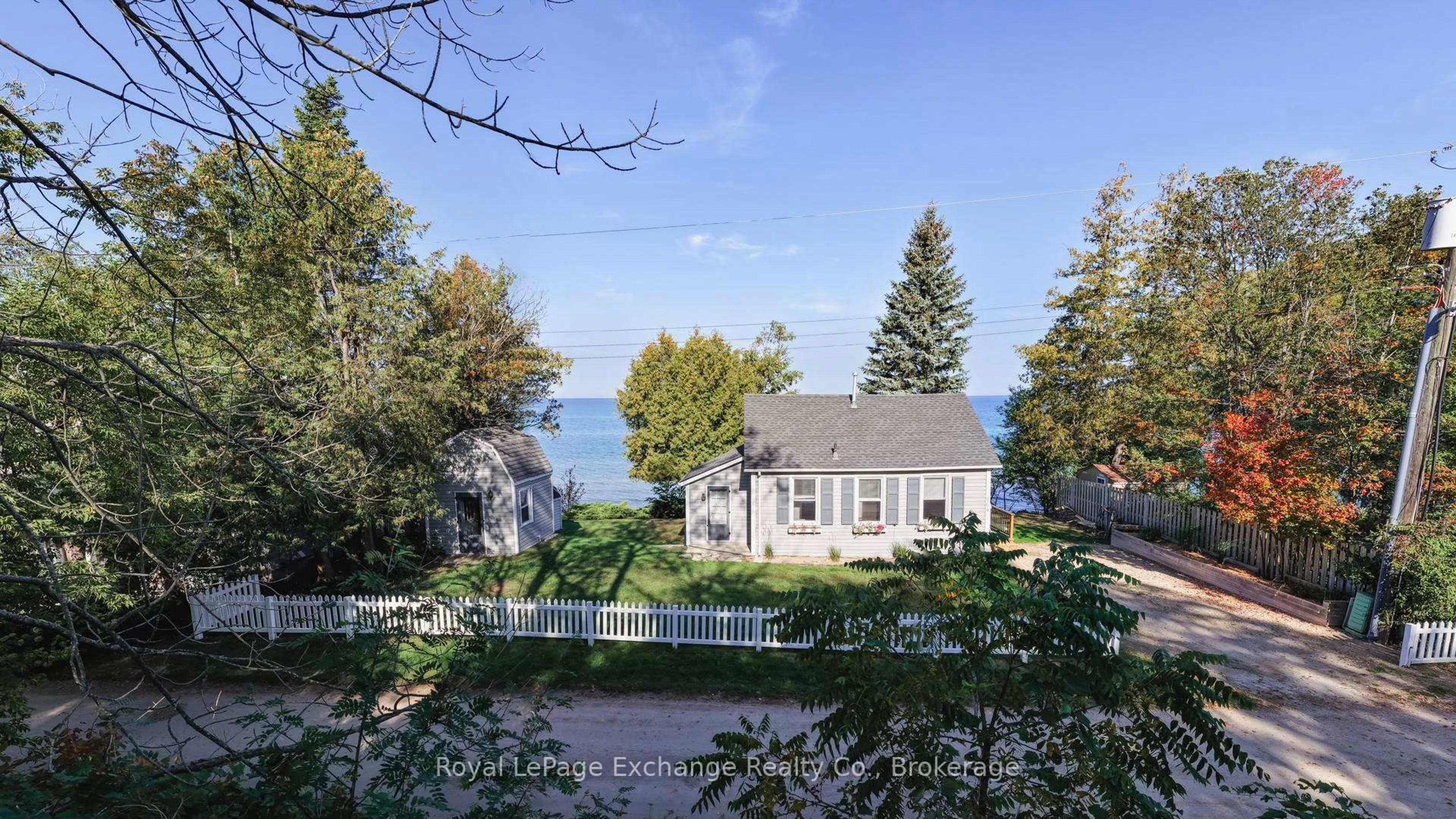 A pic from outside/outdoor area/front of a property/back of a property/a pic from drone, water/lake/river/ocean view for 264 Goderich, Kincardine Ontario N2Z 2K3
