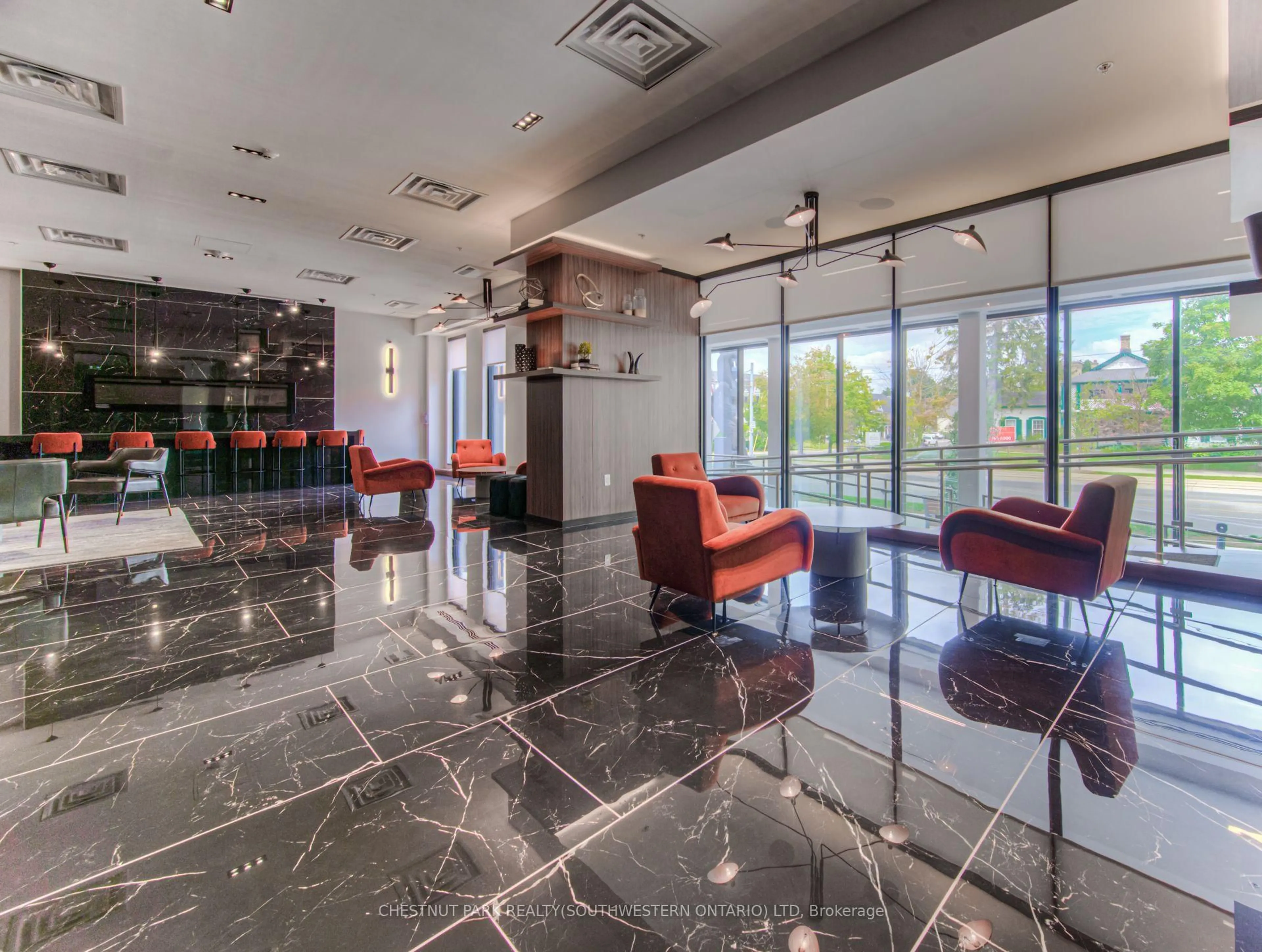 Lobby for 181 King St #1811, Waterloo Ontario N2J 0E7