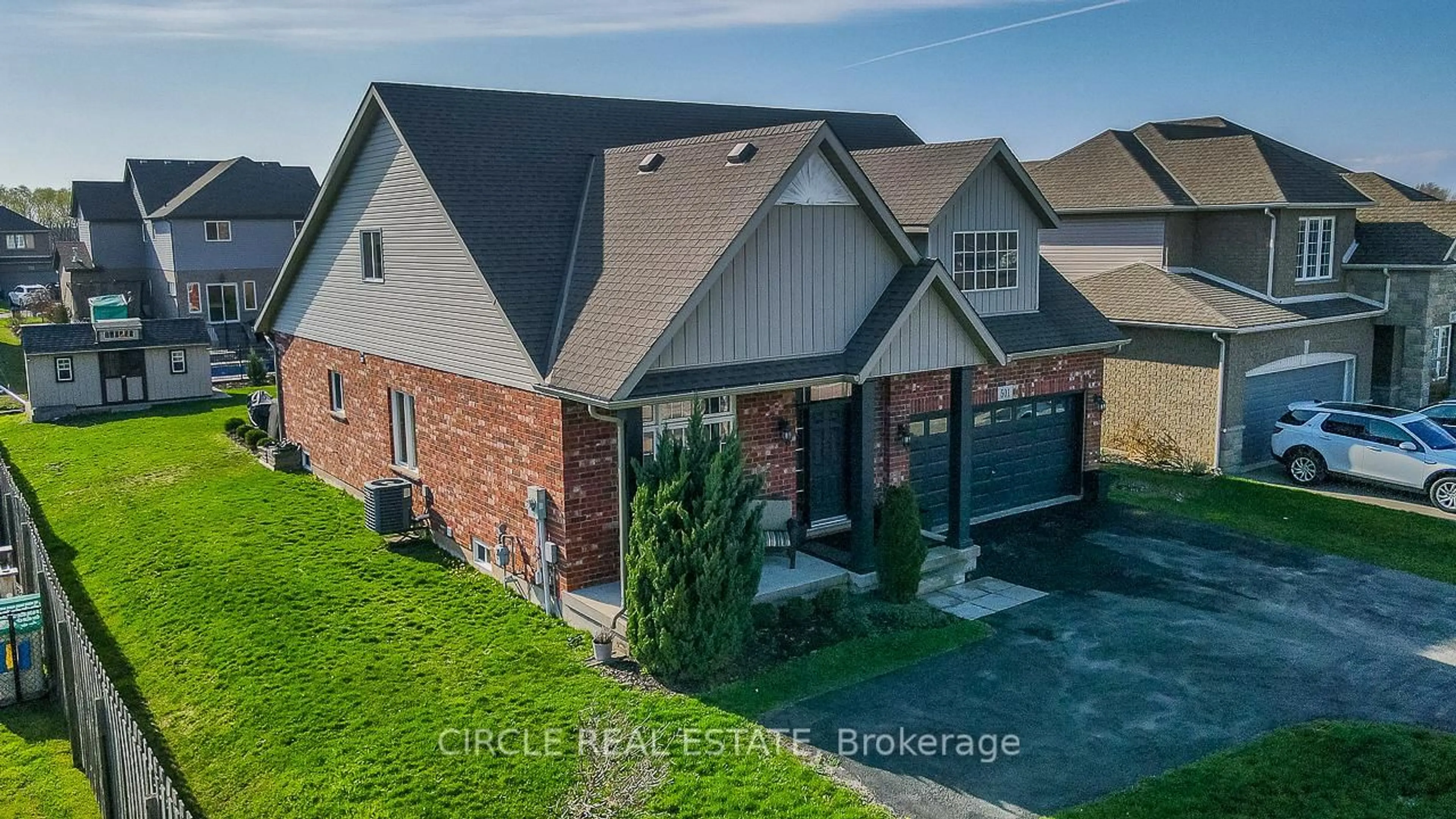 A pic from outside/outdoor area/front of a property/back of a property/a pic from drone, street for 501 Gorham Rd, Fort Erie Ontario L0S 1N0