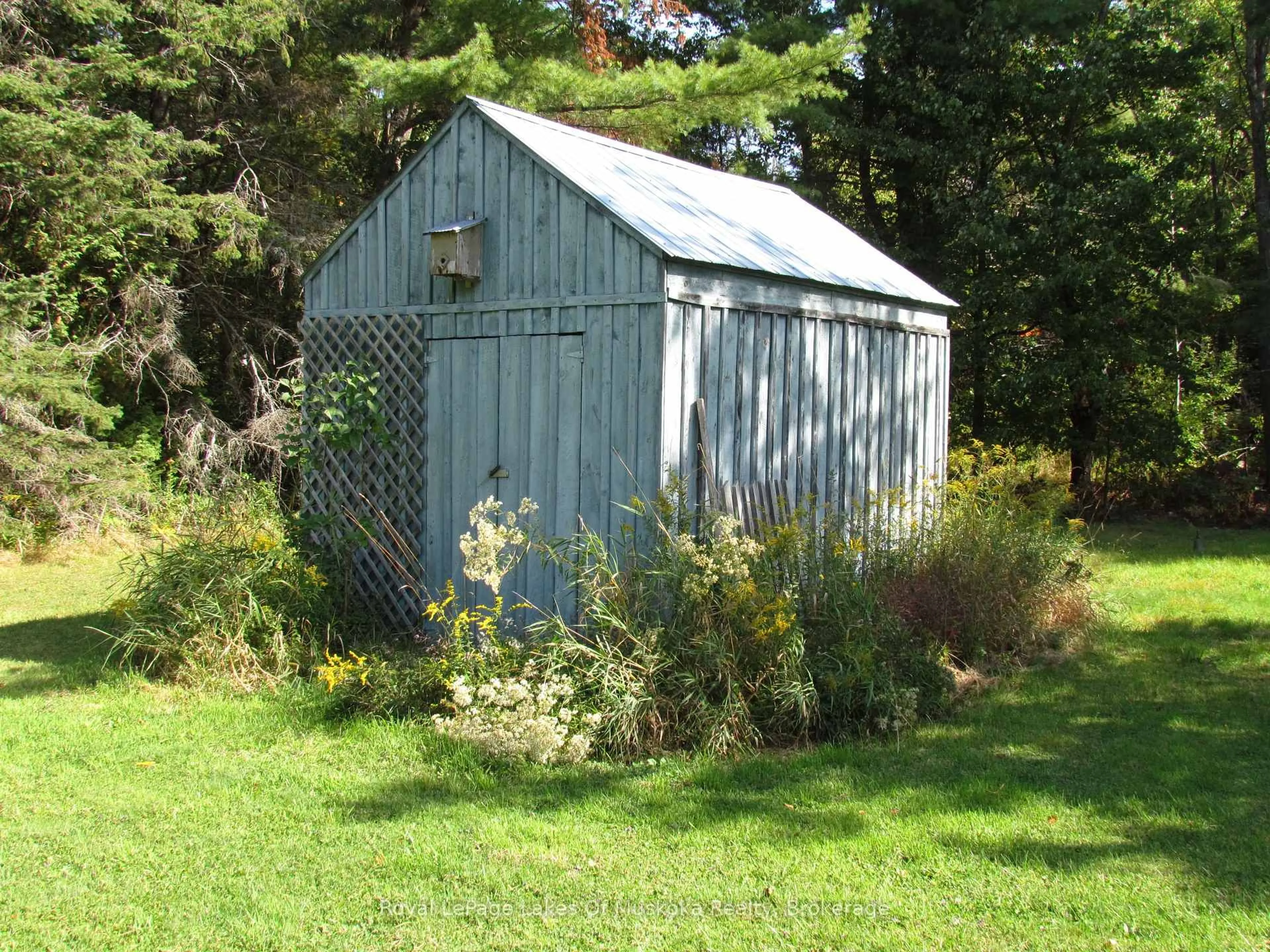 Shed for 1016 Laycox Rd, Gravenhurst Ontario P1P 0G8