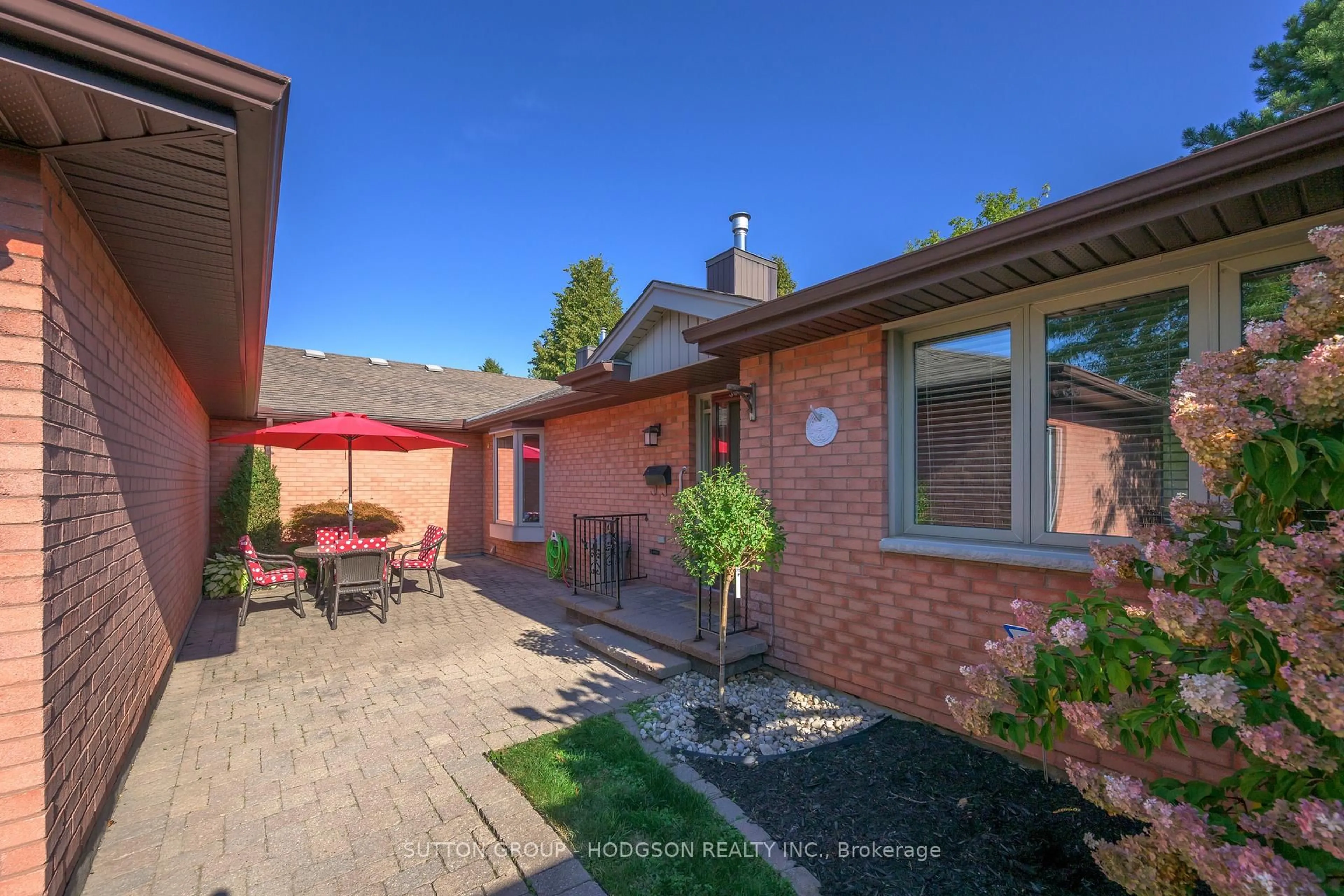 Unknown for 55 Fiddlers Green Rd #40, London North Ontario N6H 4T8