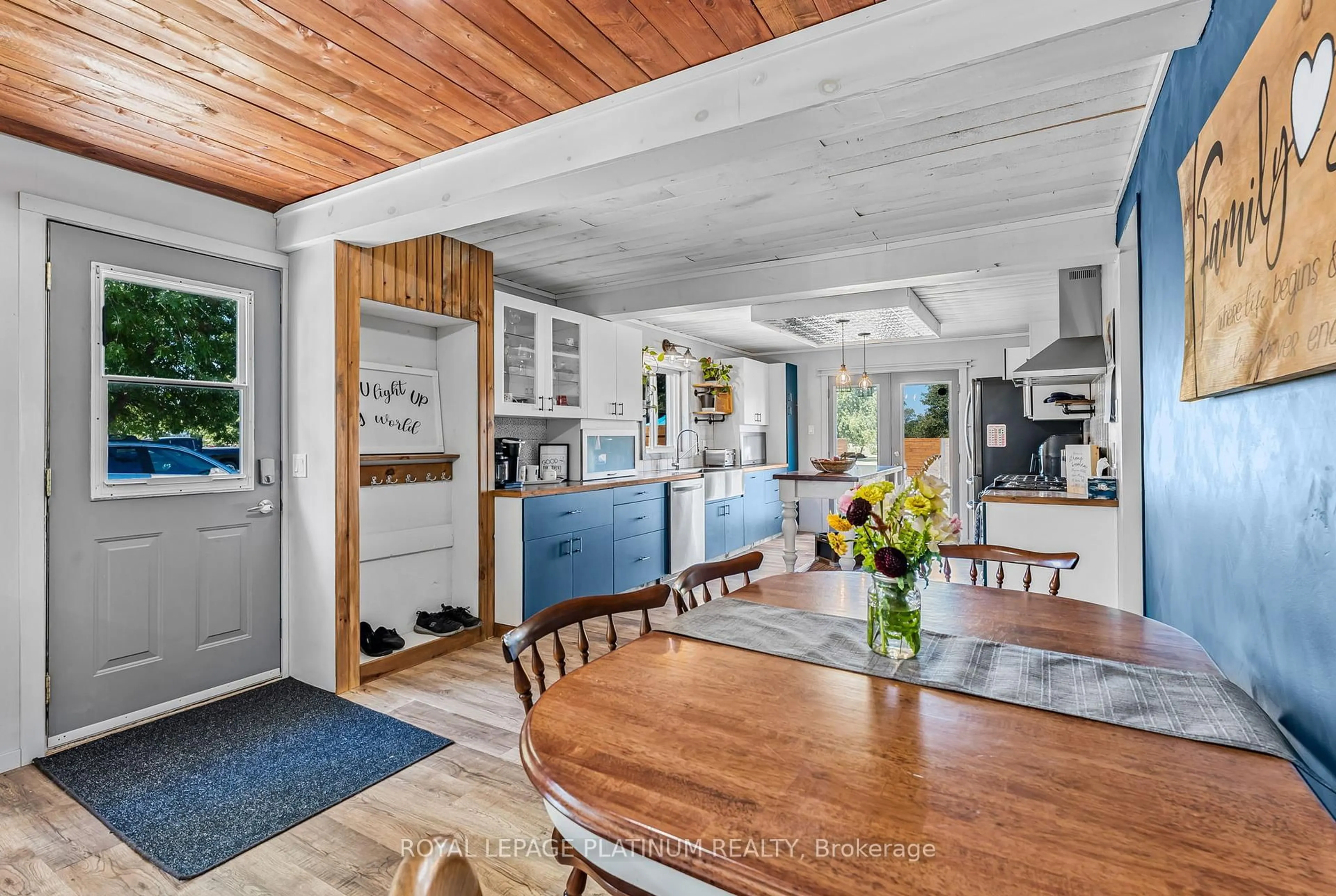 Open concept kitchen, unknown for 4546 SHERKSTON Rd, Port Colborne Ontario L0S 1R0