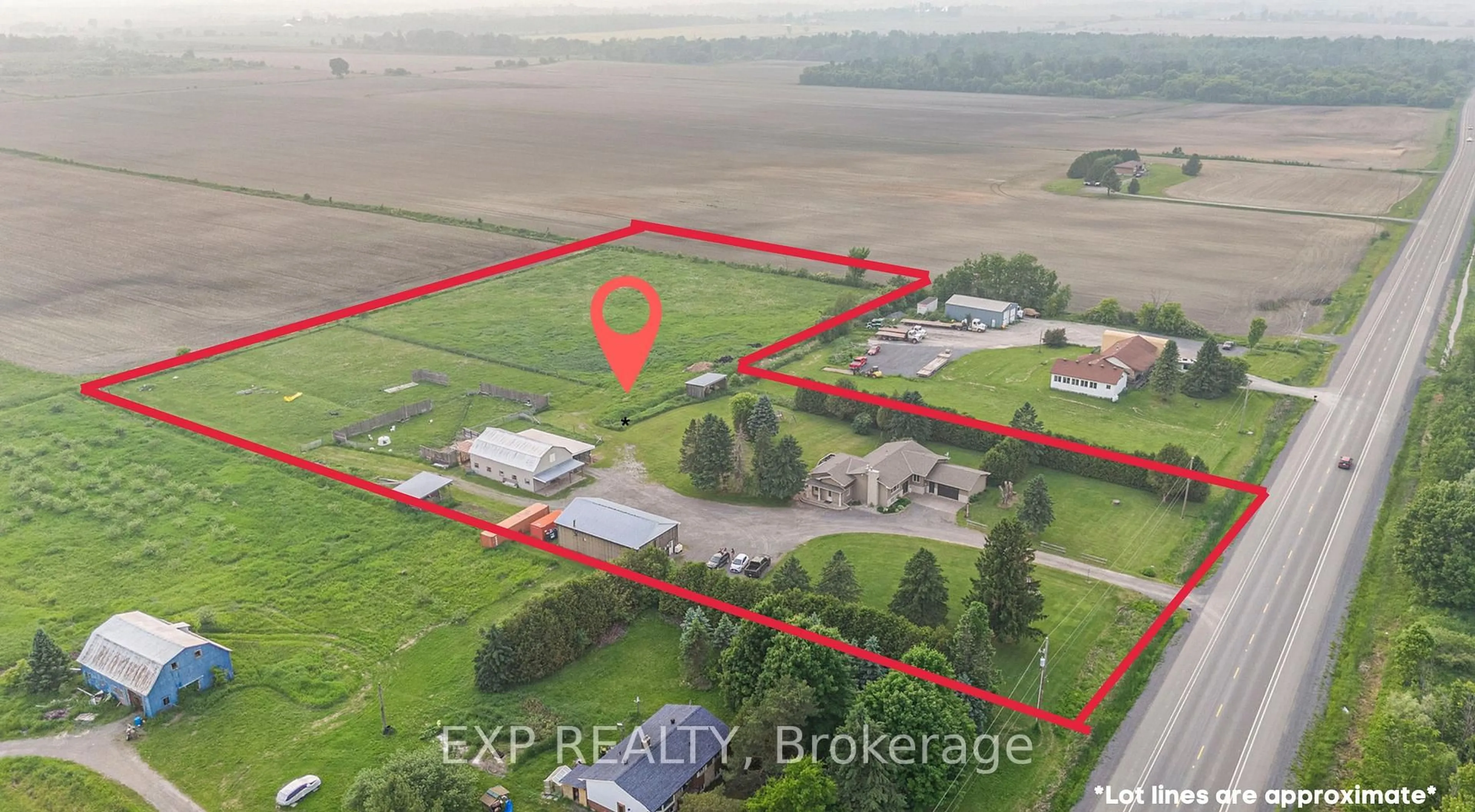 A pic from outside/outdoor area/front of a property/back of a property/a pic from drone, building for 4806 Frank Kenny Rd, Vars Ontario K0A 3H0