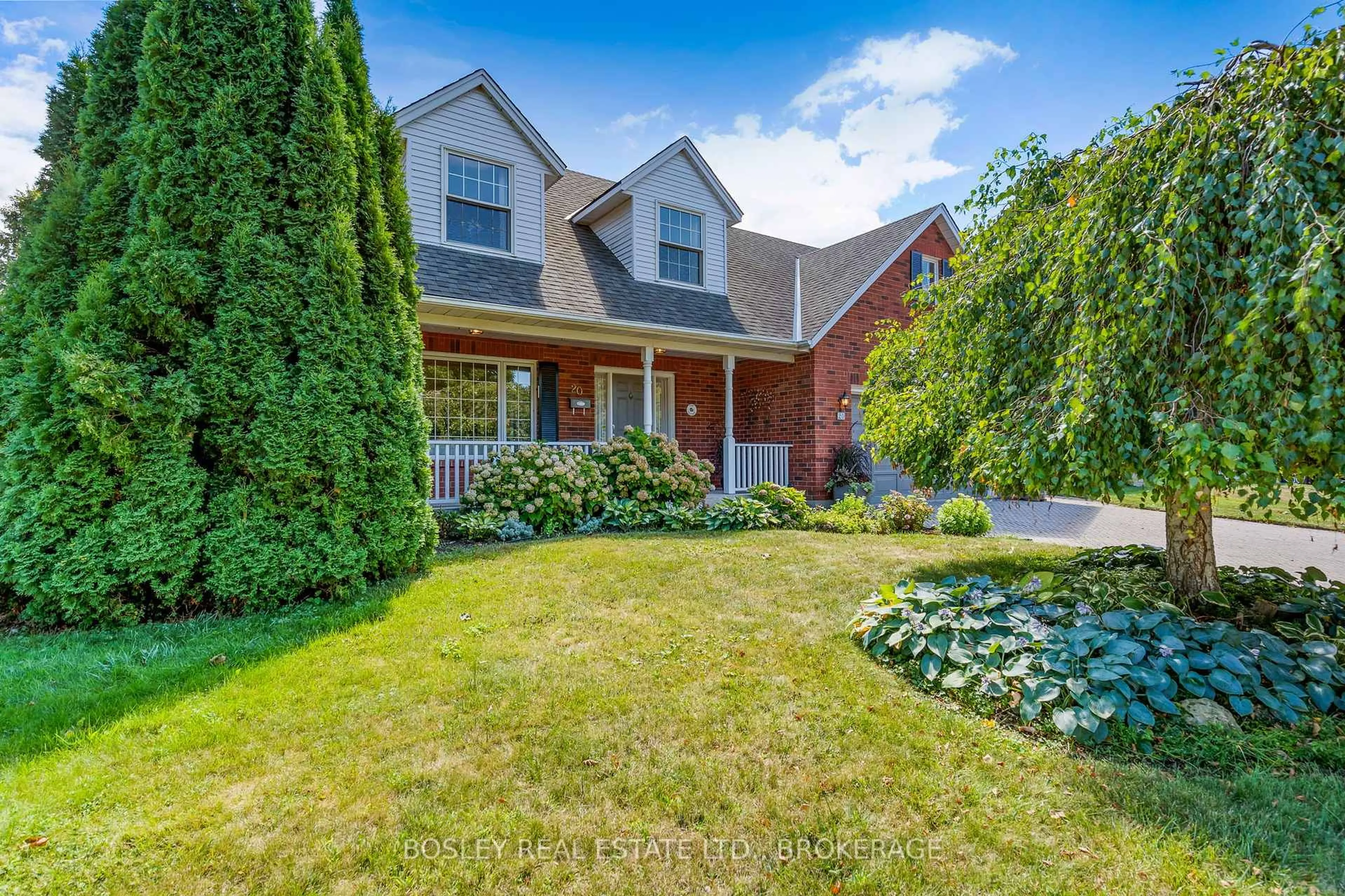 Home with brick exterior material, street for 20 Coach Dr, Niagara-on-the-Lake Ontario L0S 1J0