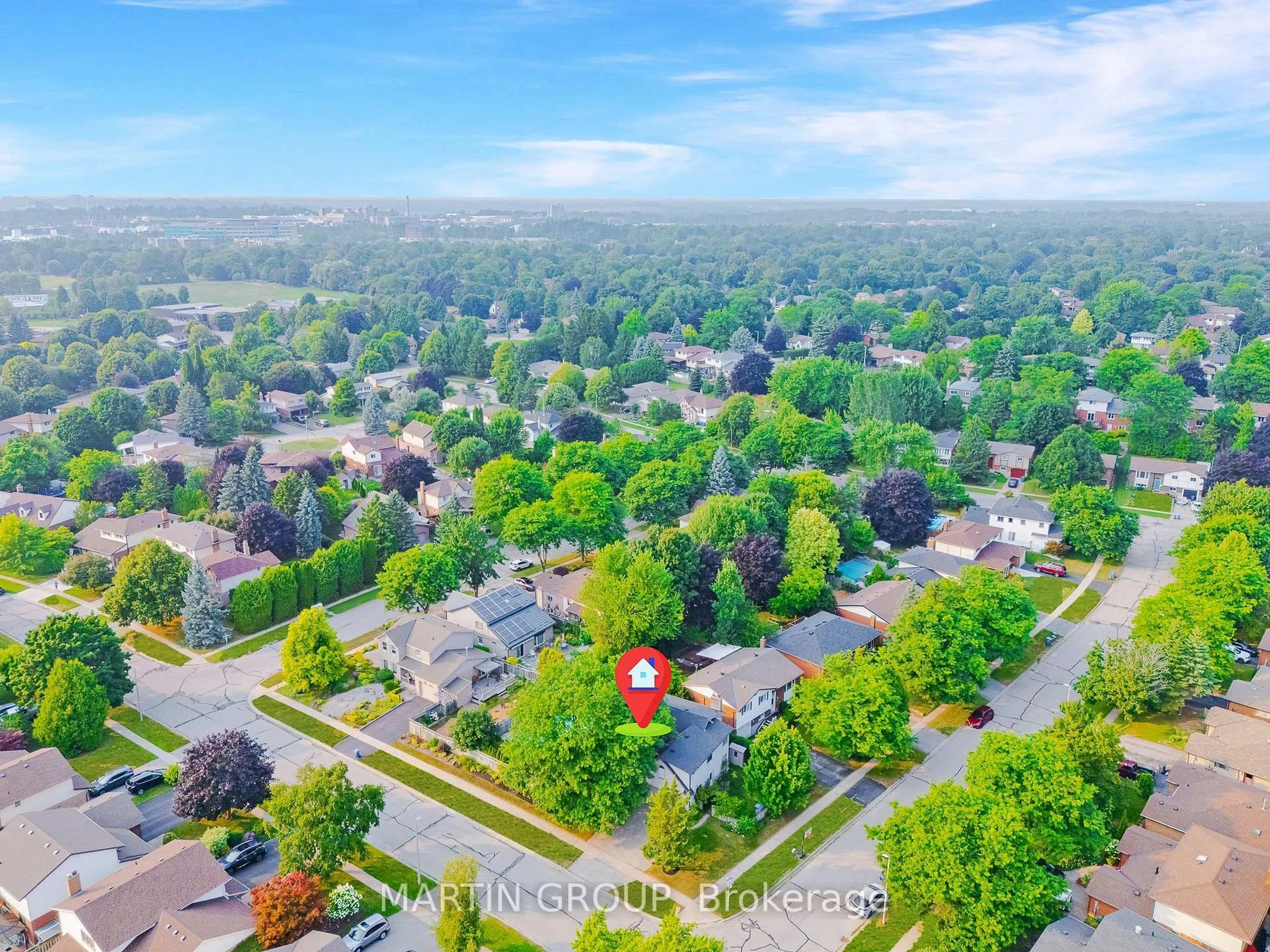 A pic from outside/outdoor area/front of a property/back of a property/a pic from drone, street for 72 McElderry Rd, Guelph Ontario N1G 4J5